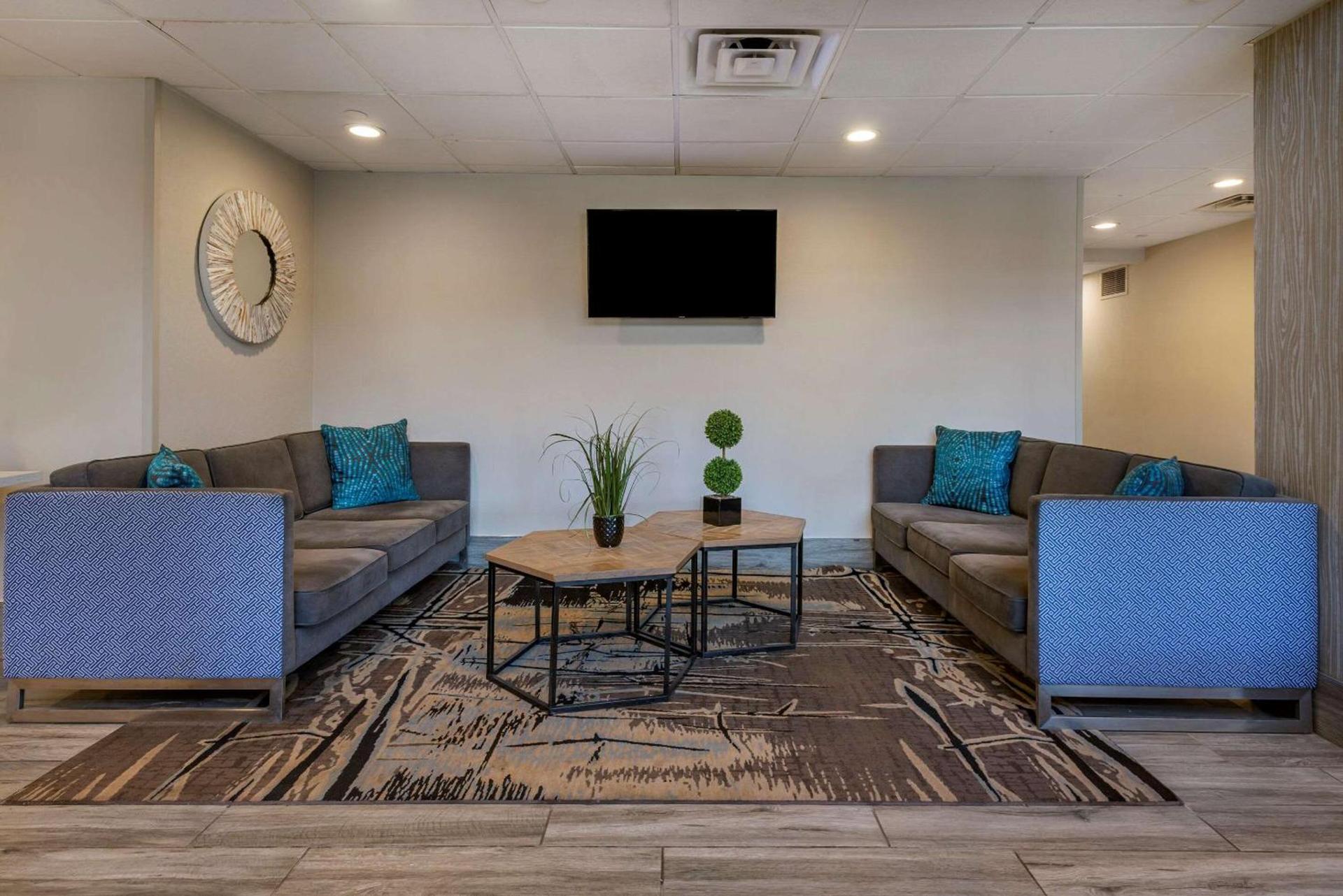 MainStay Suites Horsham - Philadelphia photo 6