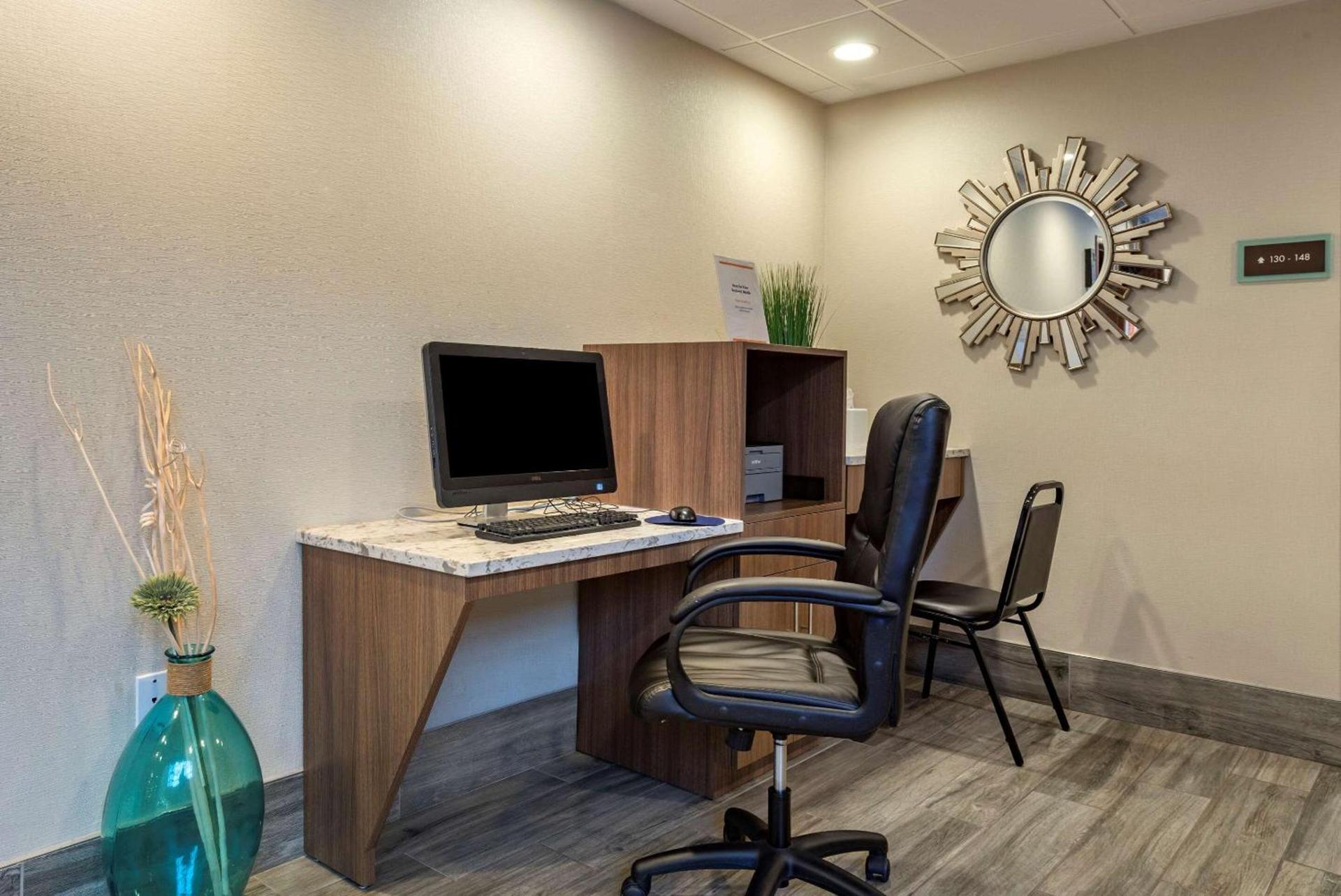 MainStay Suites Horsham - Philadelphia photo 11
