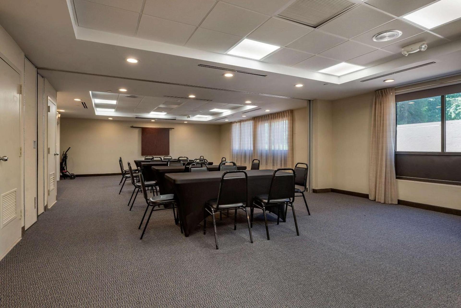 MainStay Suites Horsham - Philadelphia photo 12