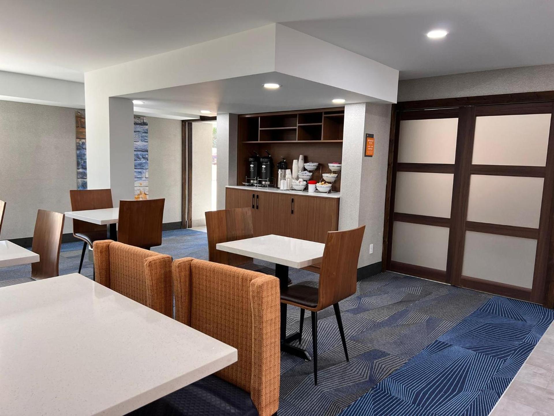 La Quinta Inn Lexington-Horse Park photo 49