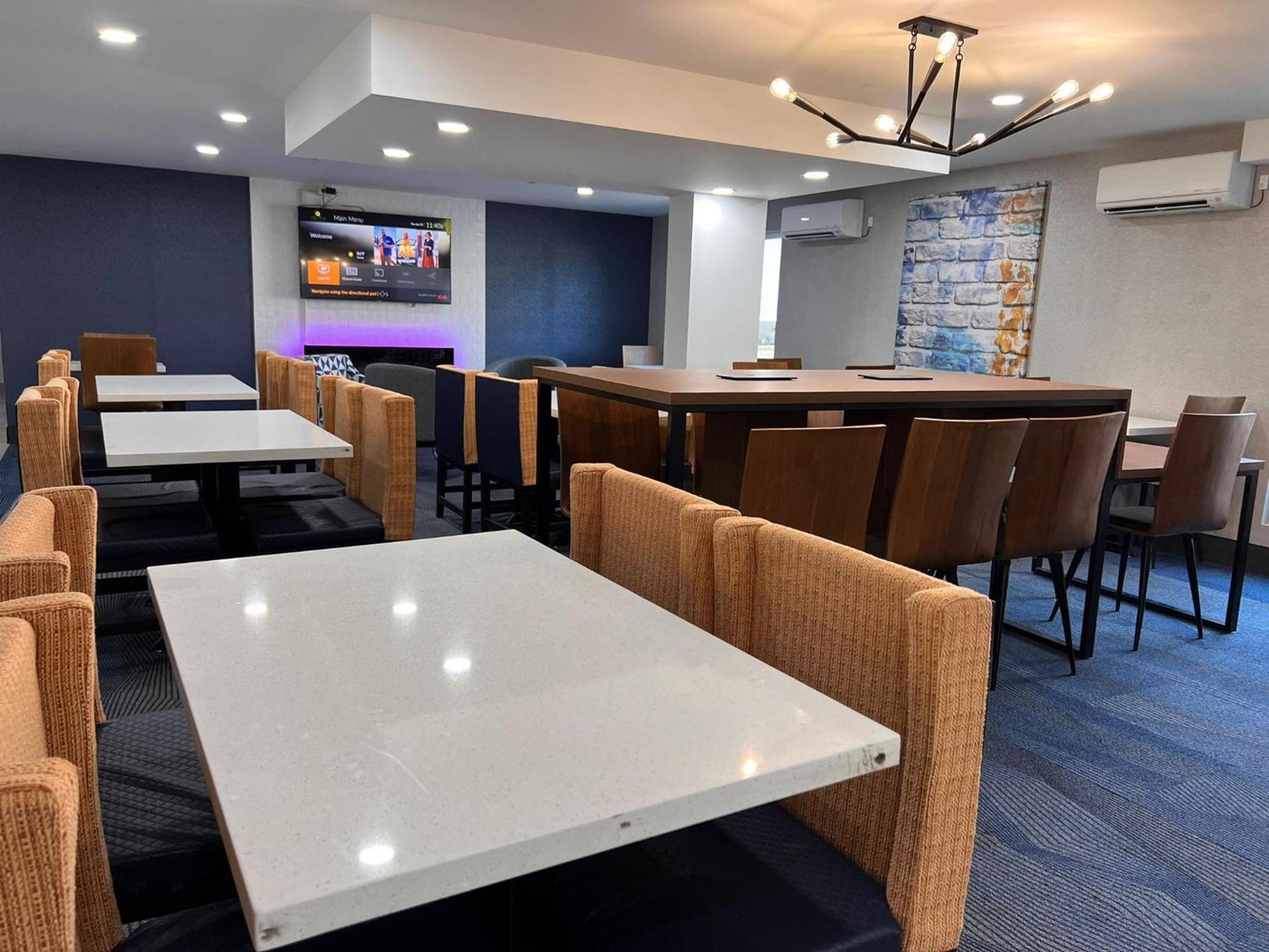 La Quinta Inn Lexington-Horse Park photo 48