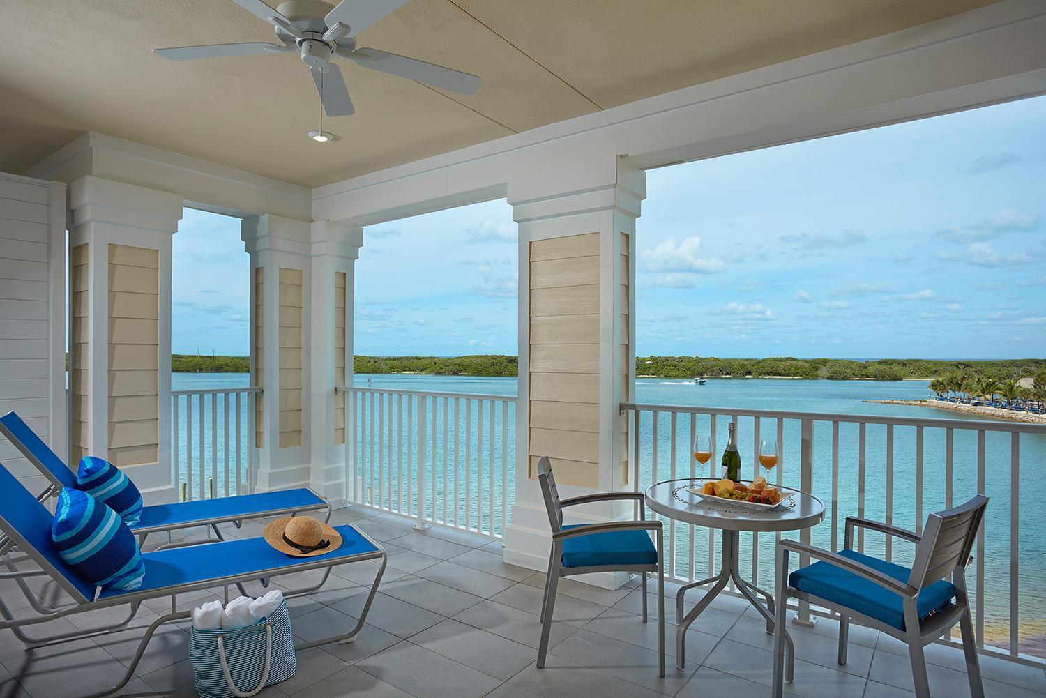 The Pointe Hotel photo 2