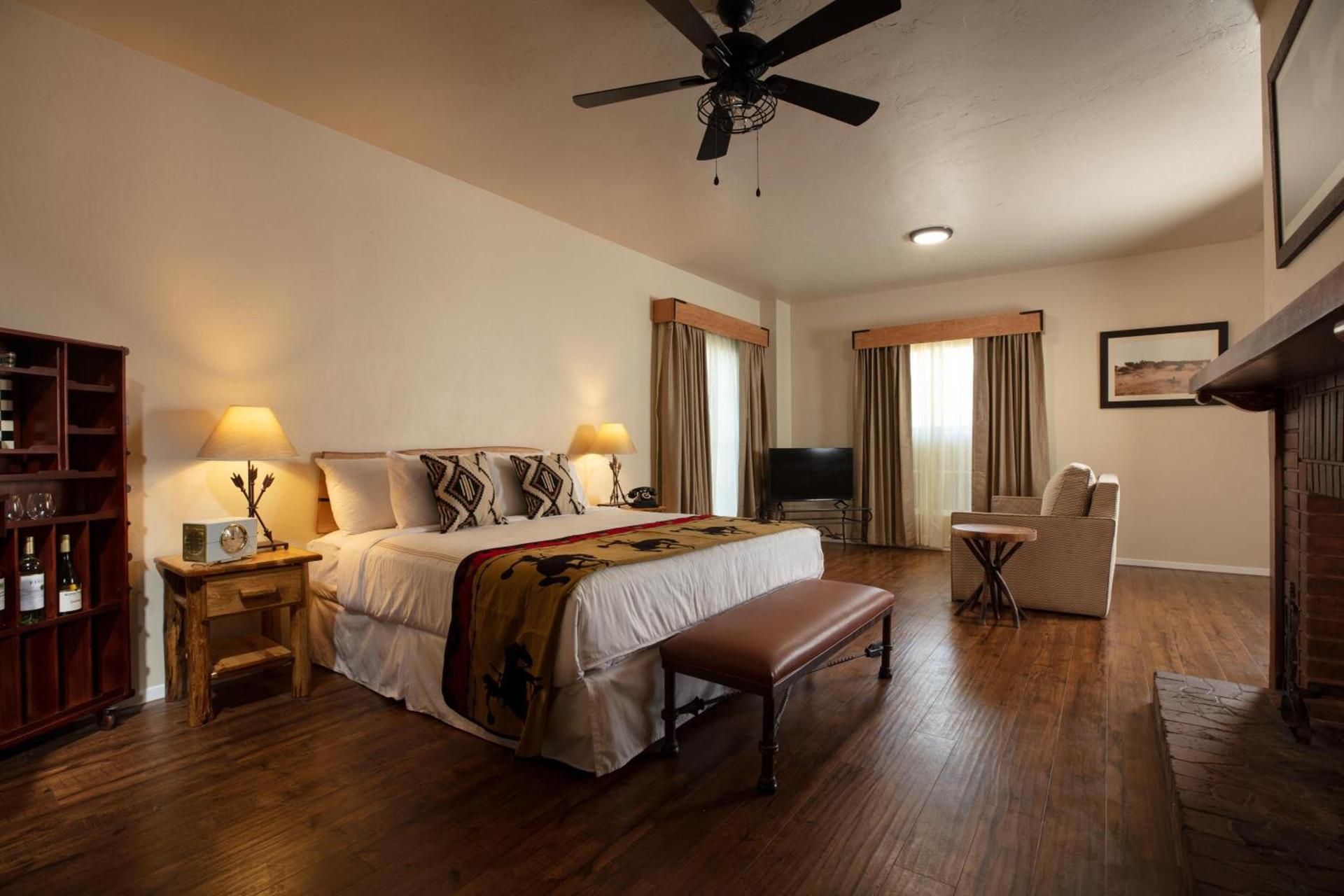 Hotel El Rancho photo 2