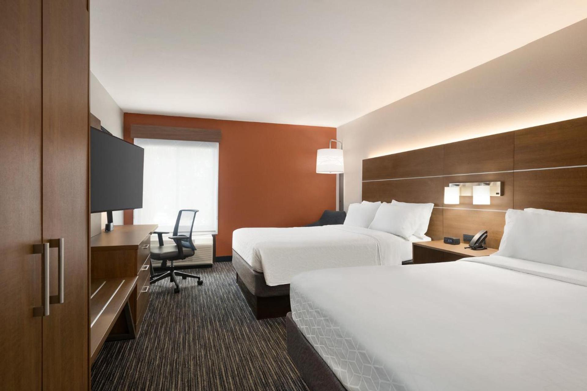 Holiday Inn Express Vero Beach-West I-95 by IHG photo 21