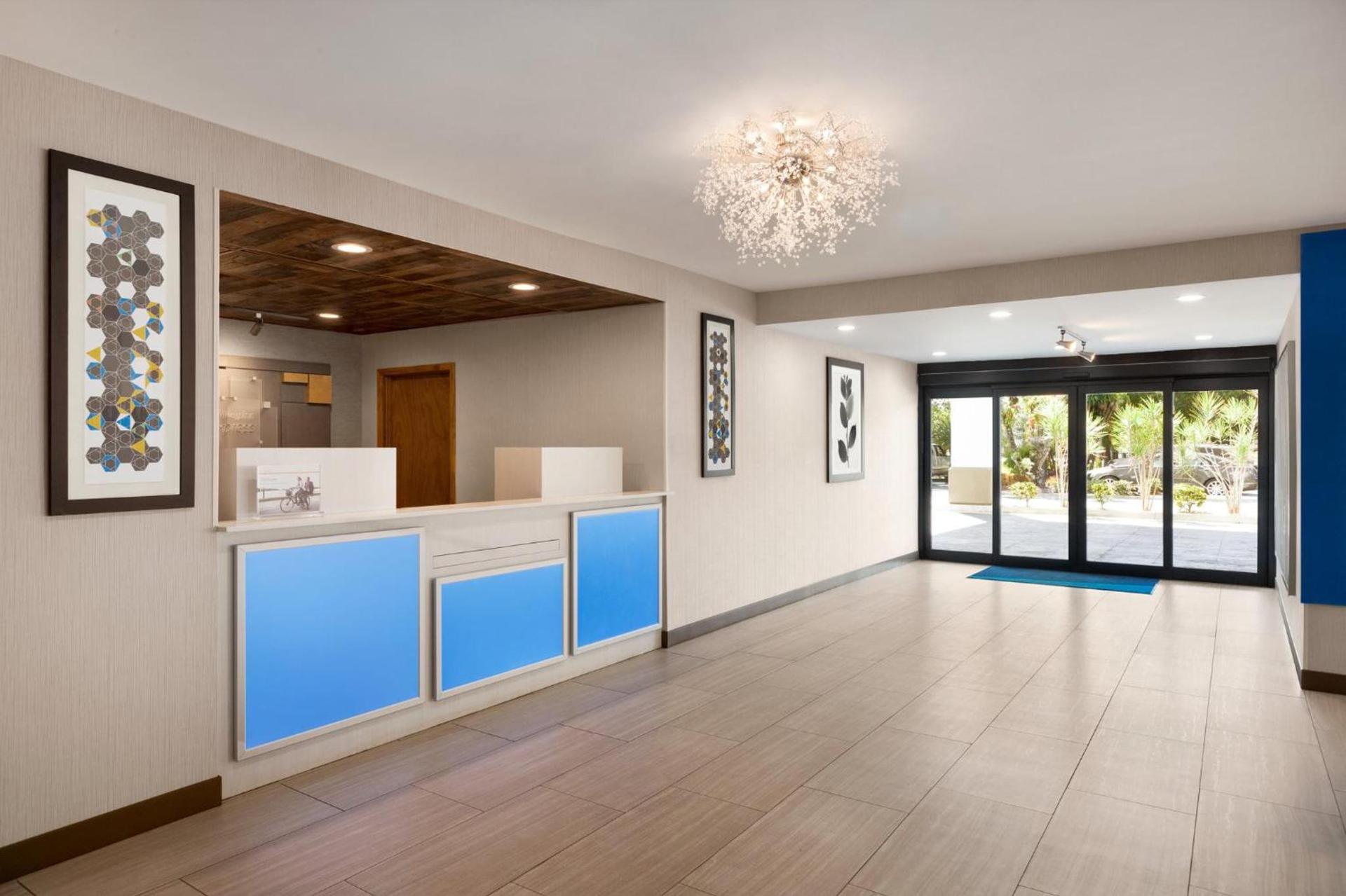 Holiday Inn Express Vero Beach-West I-95 by IHG photo 5