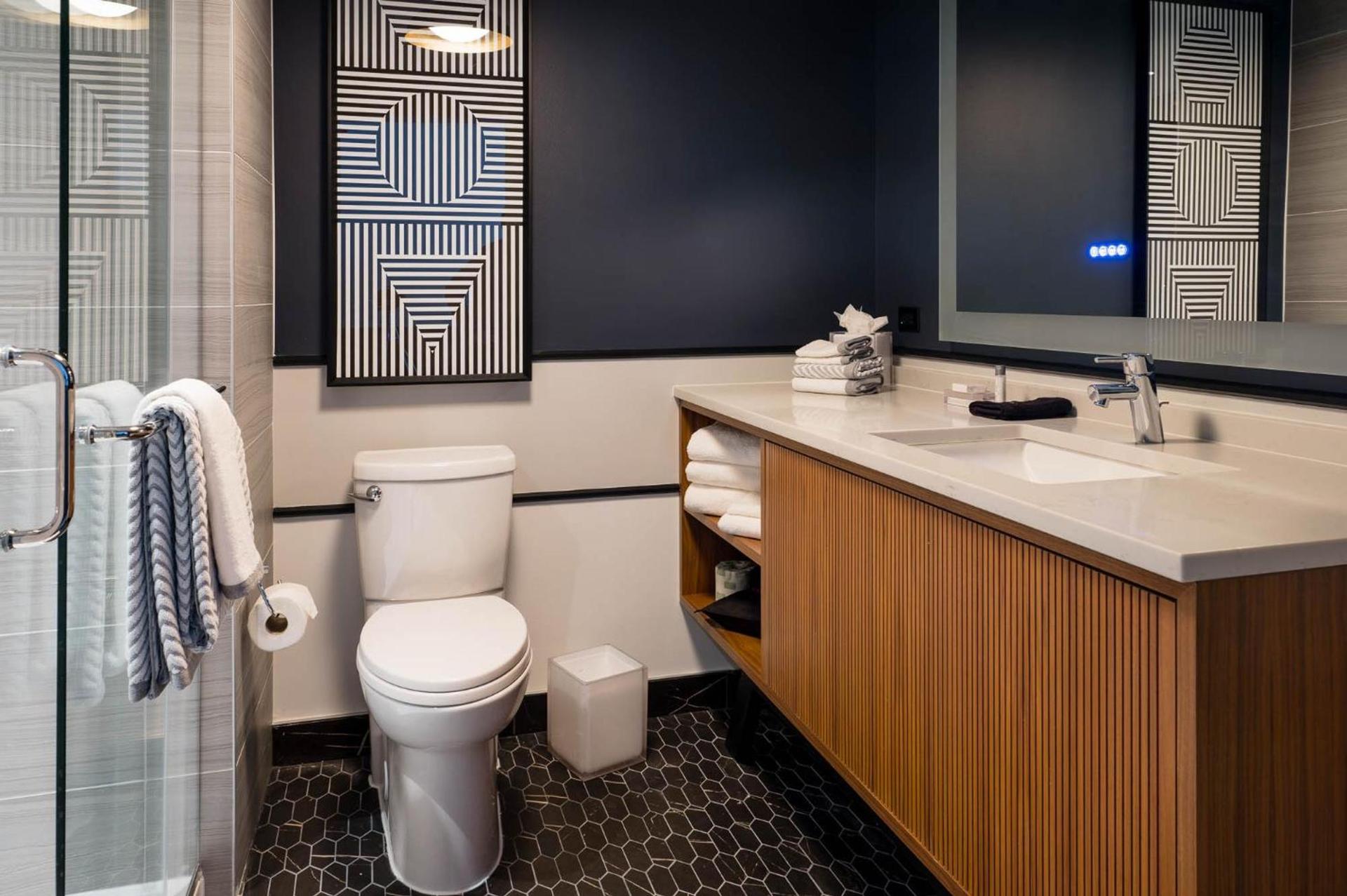 Cambria Hotel Boston Somerville photo 71