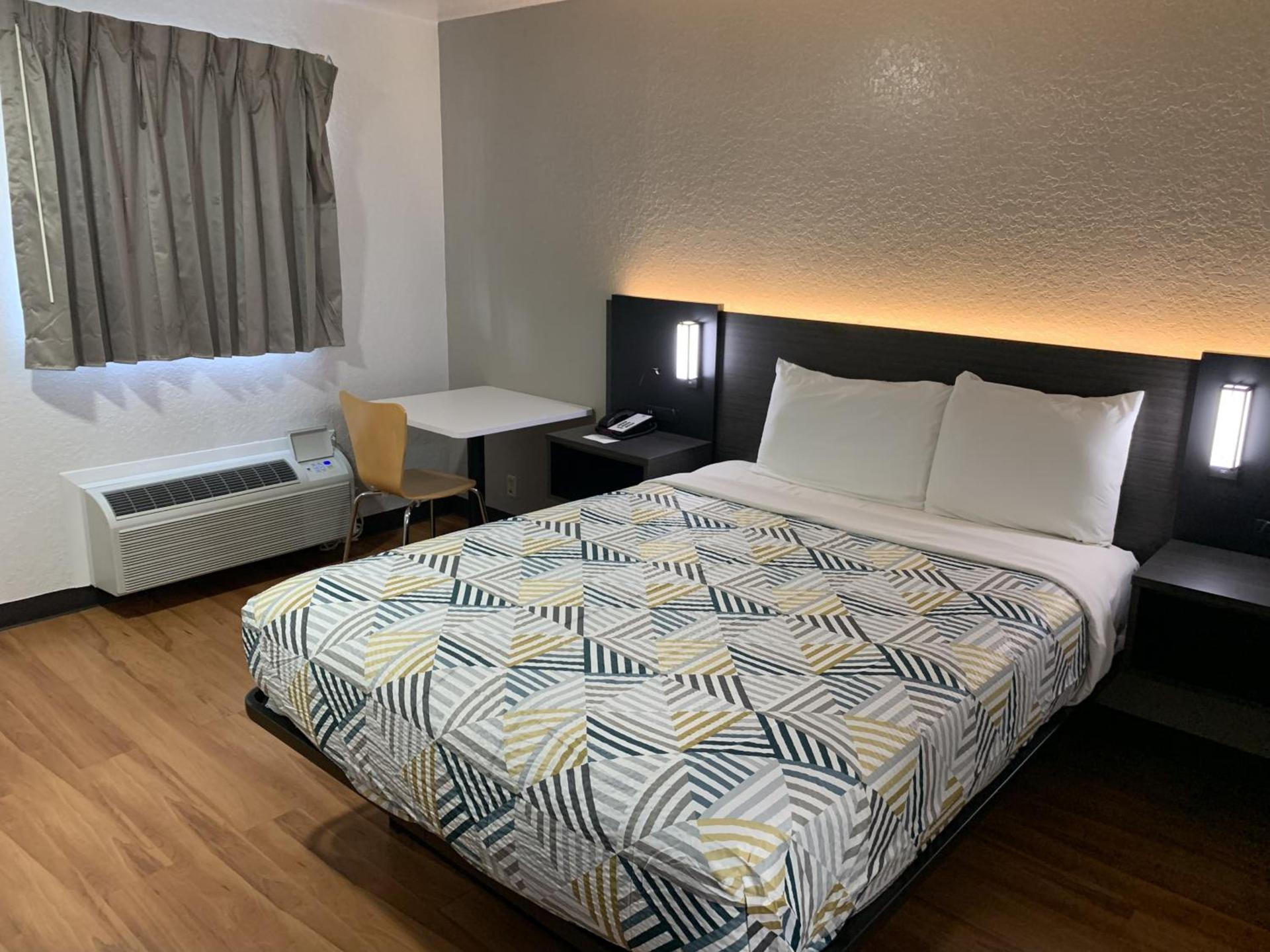 Motel 6-Atlanta, TX photo 19