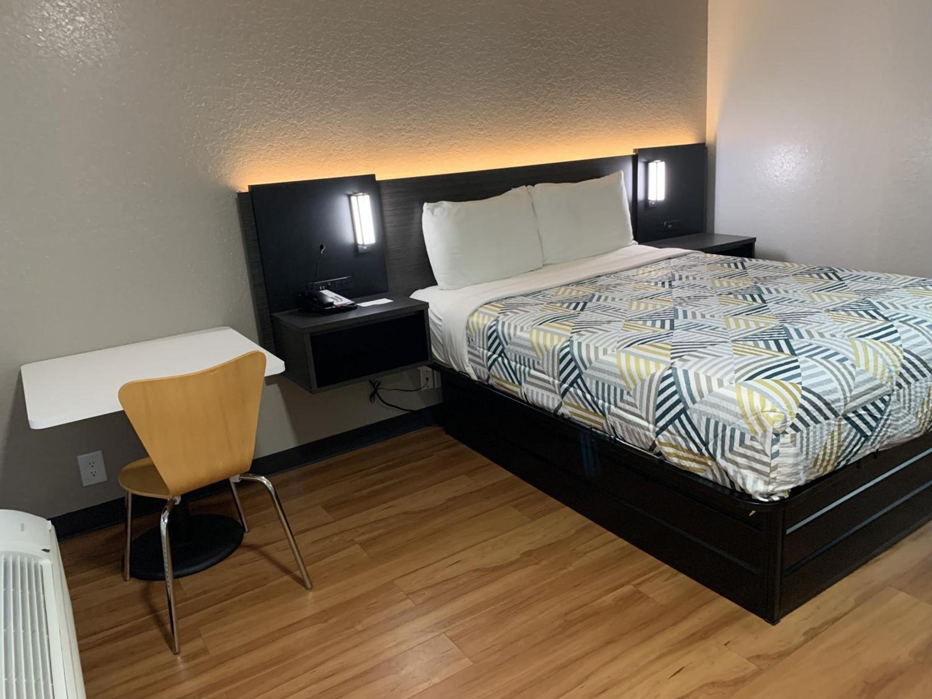 Motel 6-Atlanta, TX photo 25