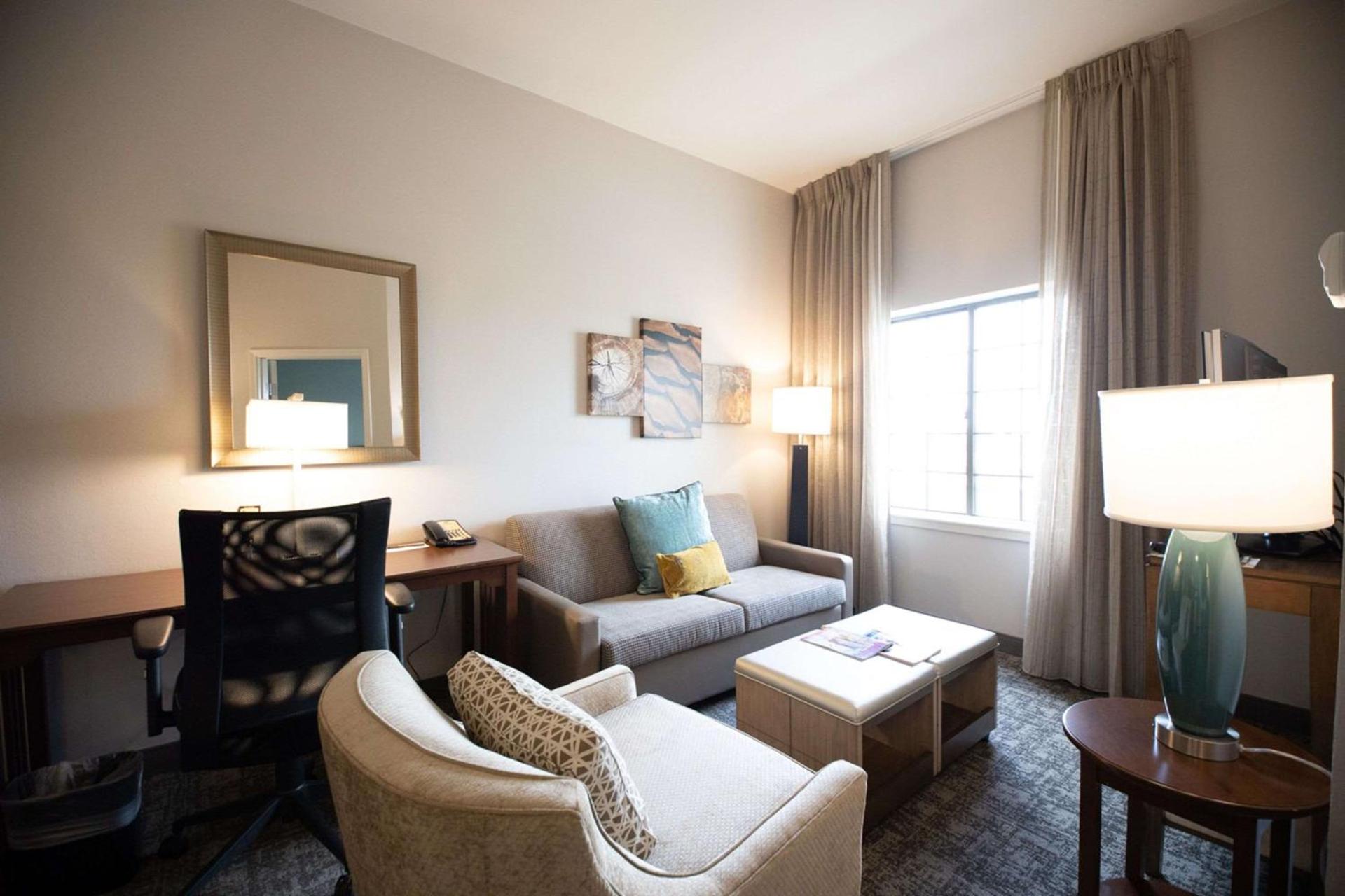 Sonesta ES Suites Baton Rouge University at Southgate photo 4
