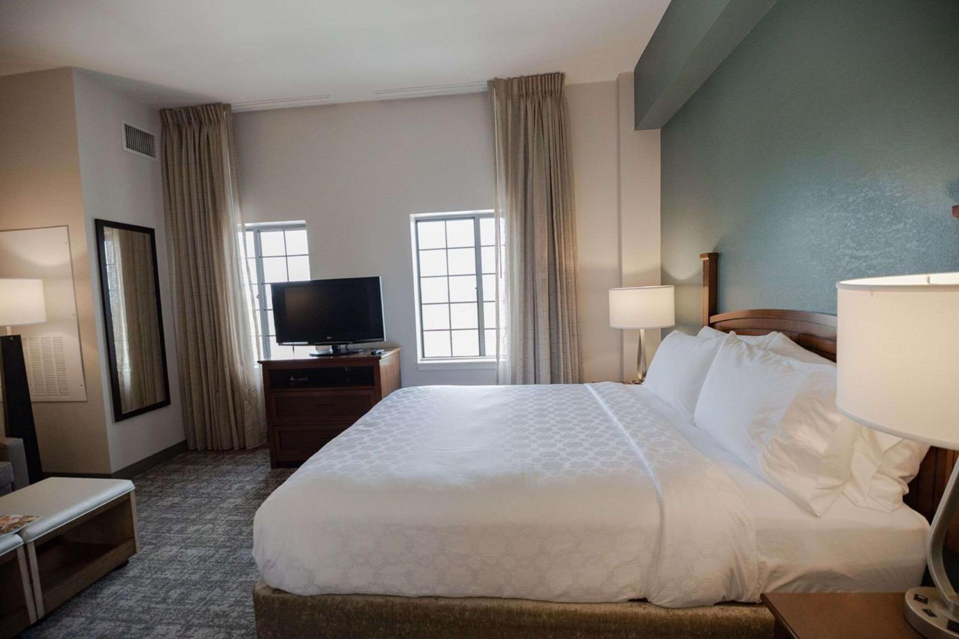 Sonesta ES Suites Baton Rouge University at Southgate photo 8