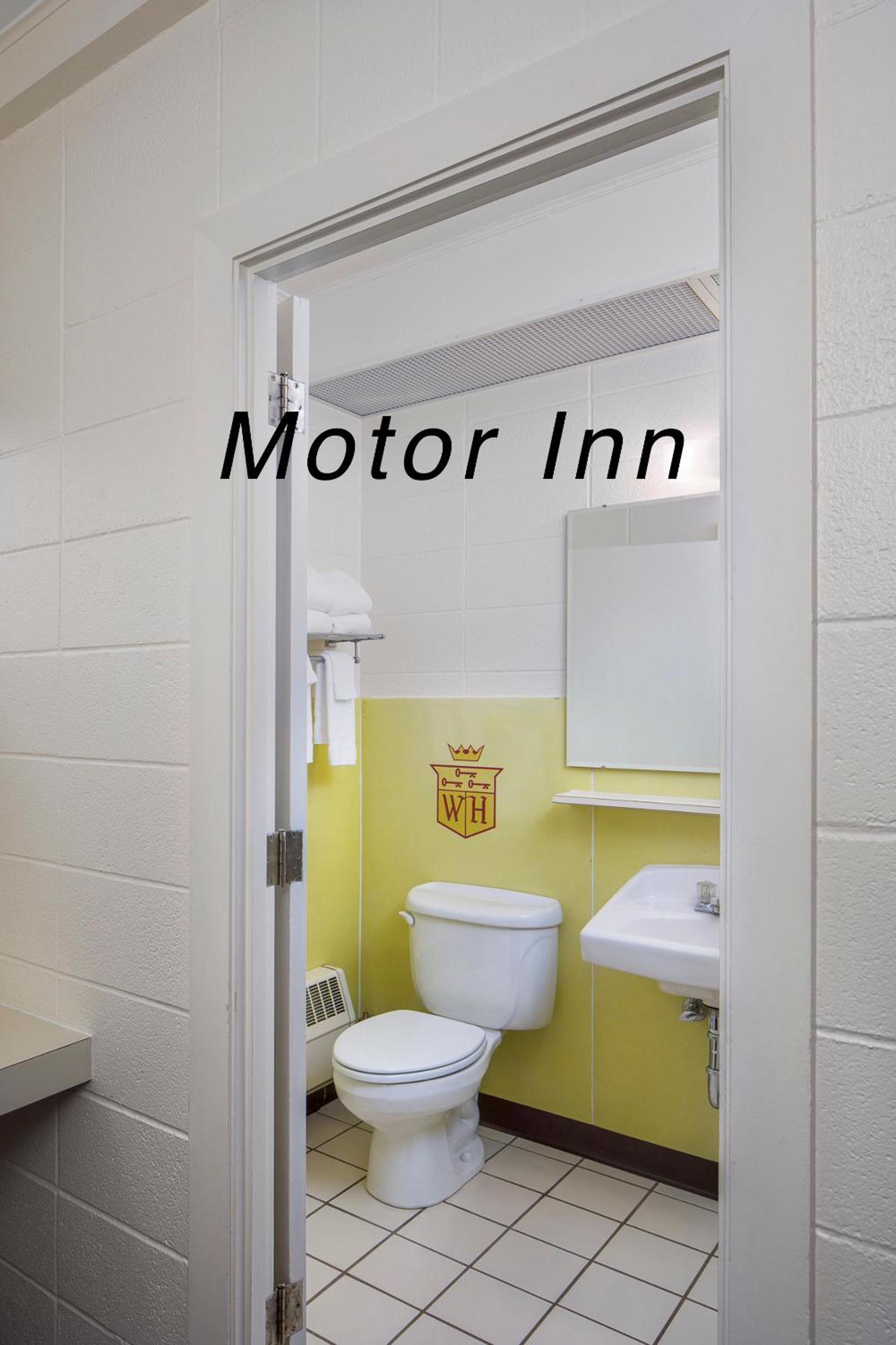 Finlen Hotel and Motor Inn photo 43