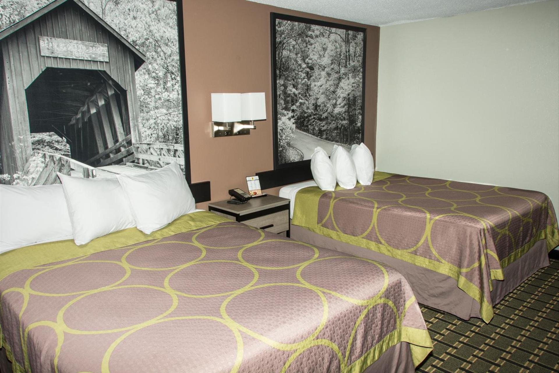 Super 8 by Wyndham Michigan City photo 25