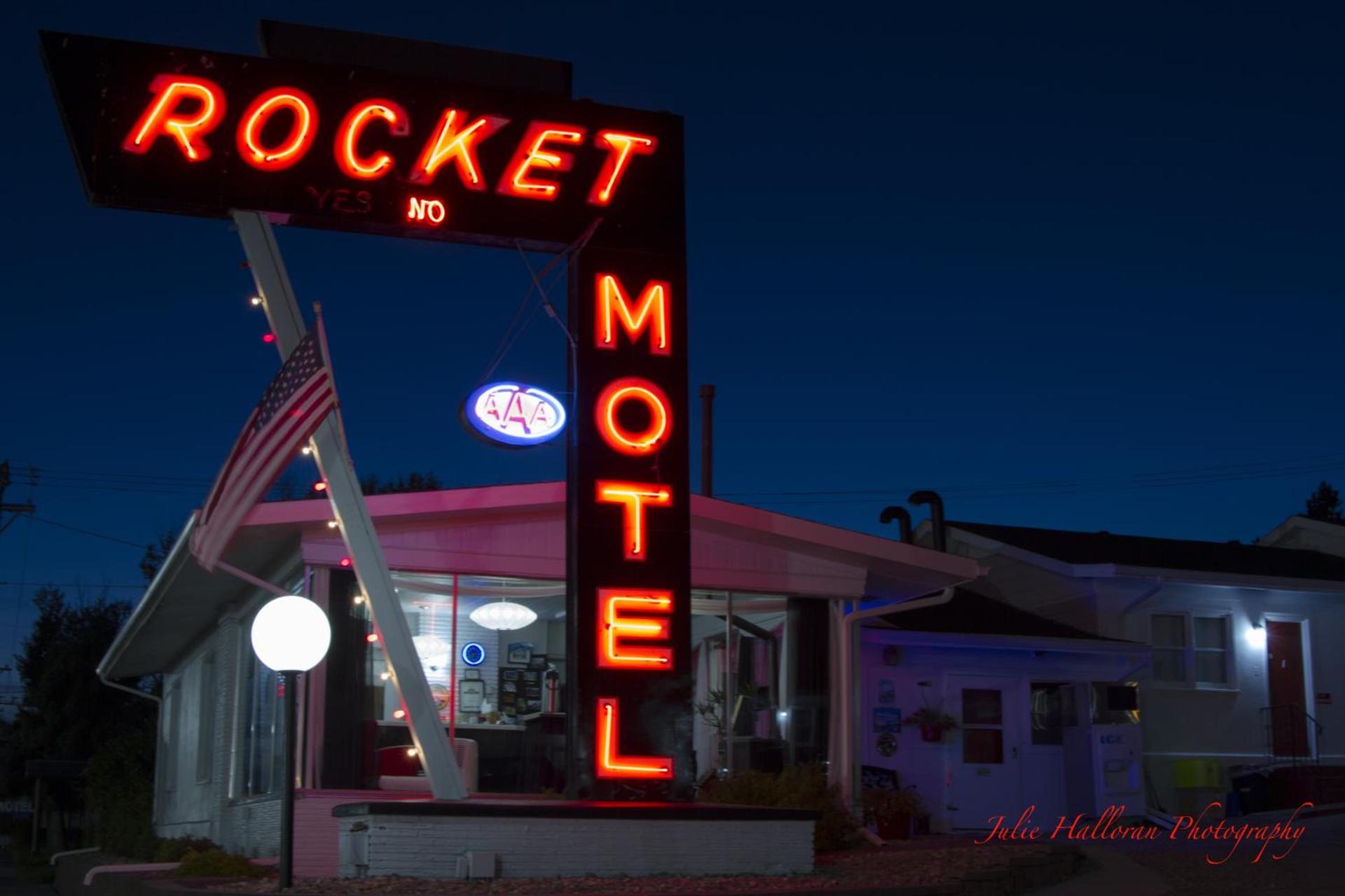 Rocket Motel photo 71