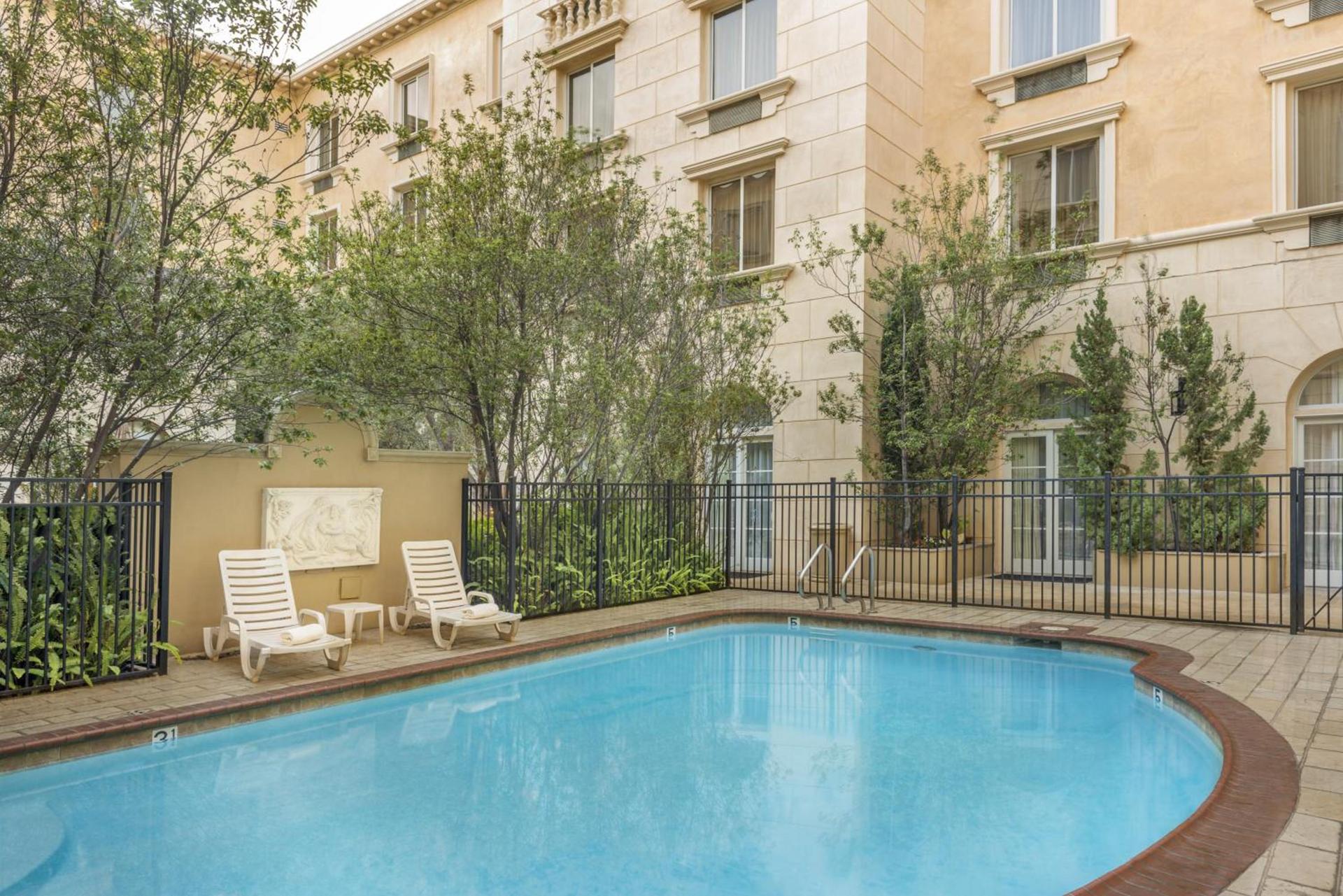 Ayres Hotel Manhattan Beach photo 2