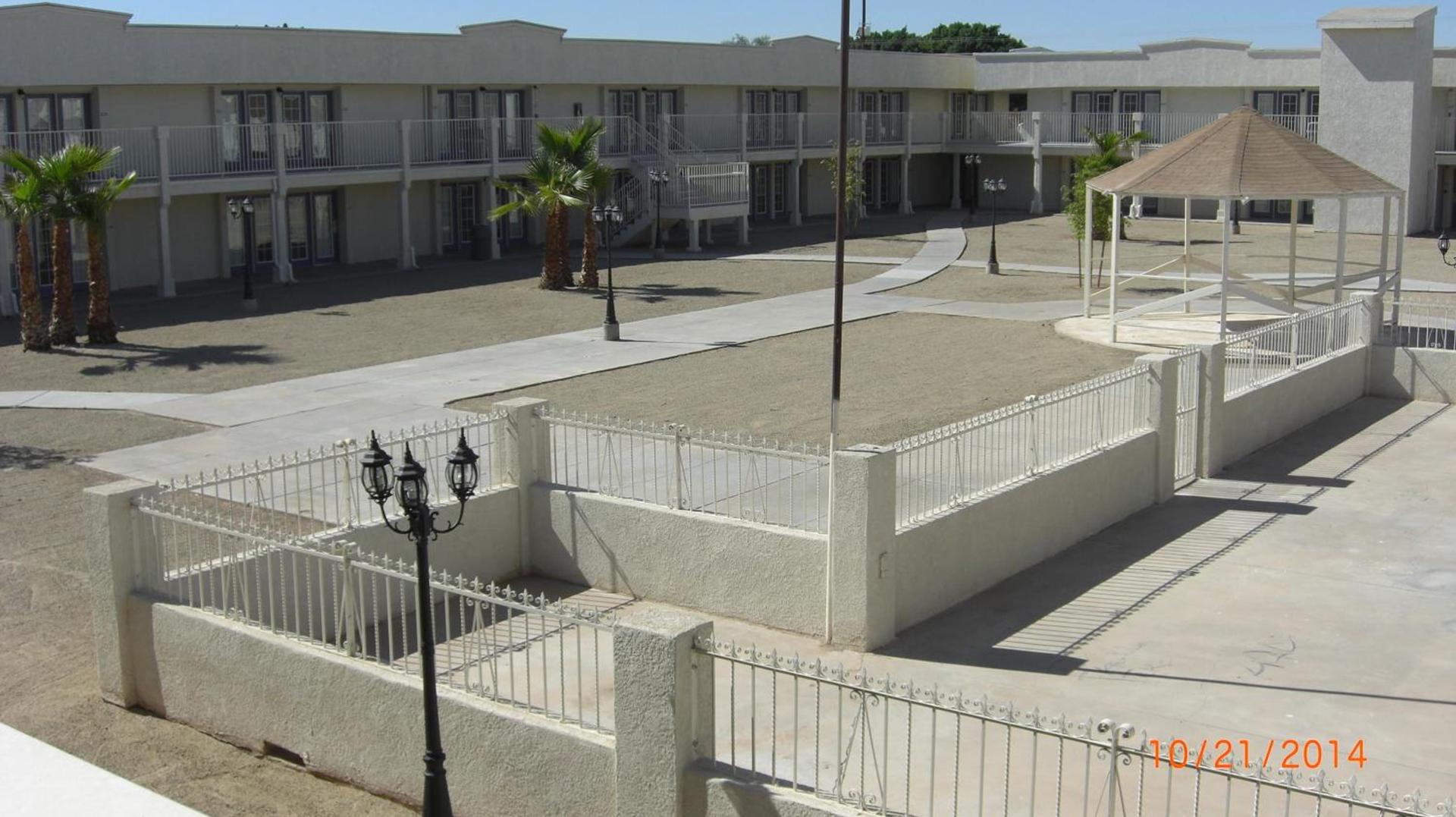 Days Inn by Wyndham Brawley — hotel in Brawley