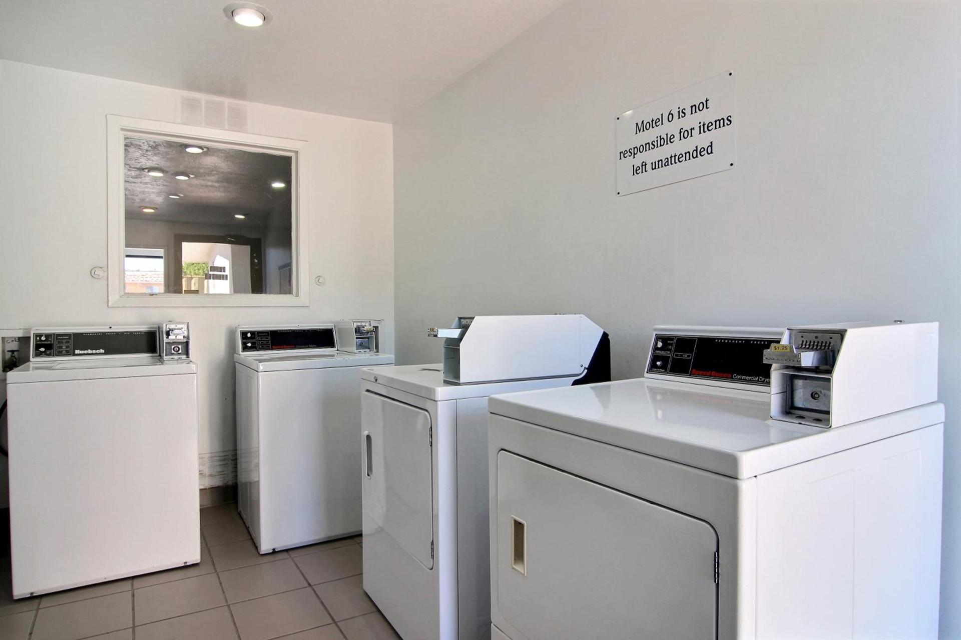 Motel 6-Carlsbad, NM photo 19