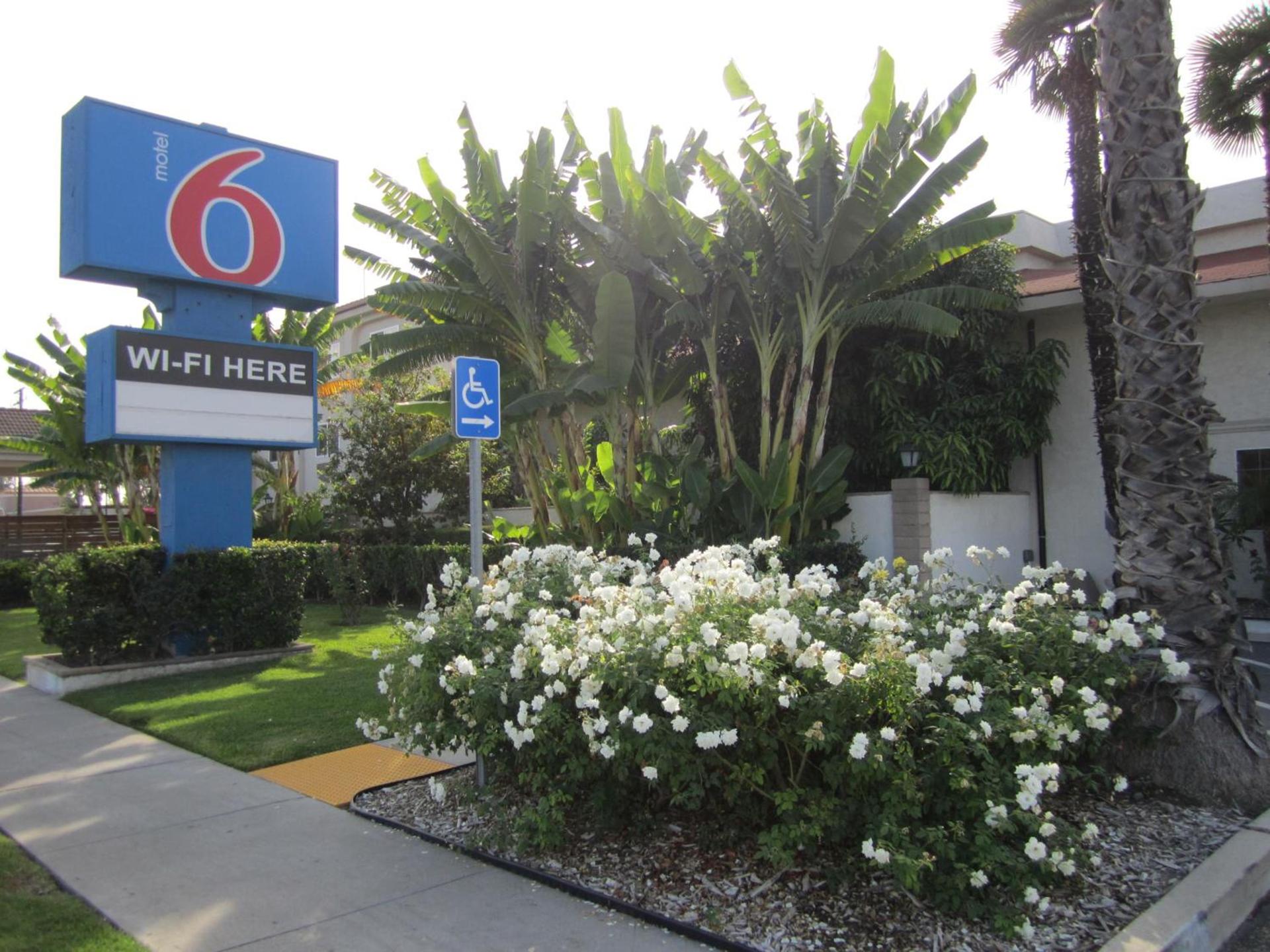 Motel 6-Anaheim, CA photo 13