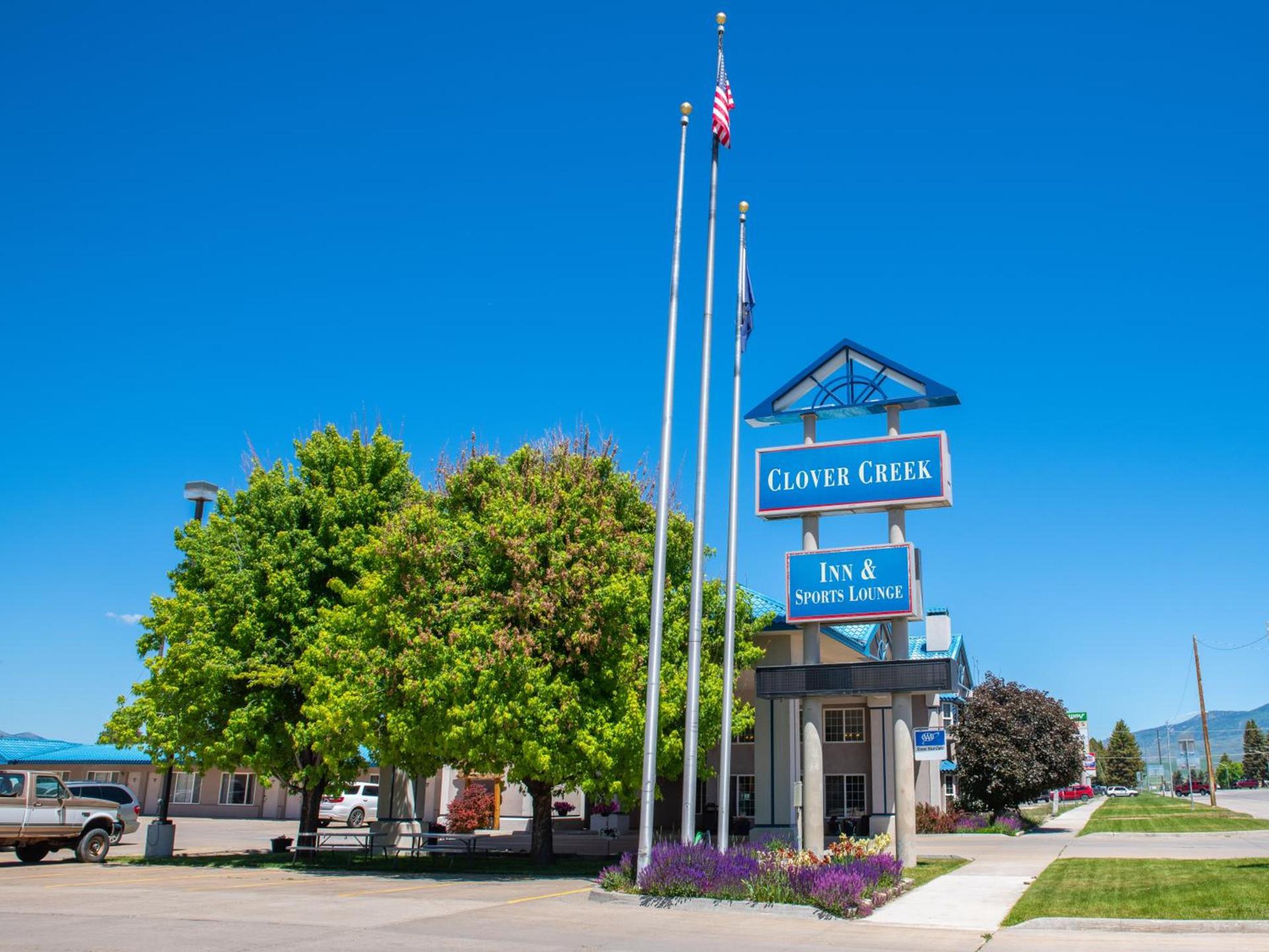 Clover Creek Inn photo 5
