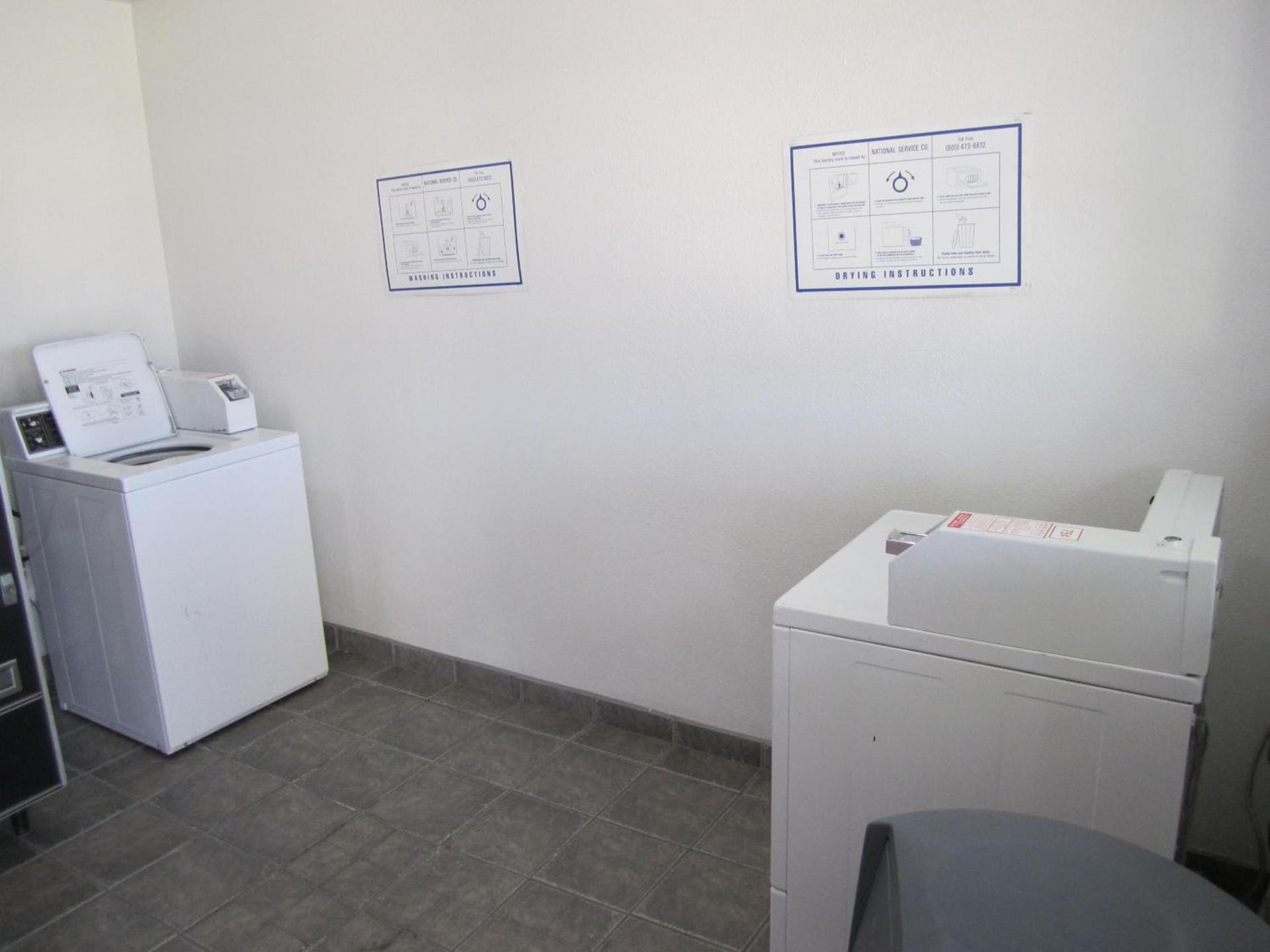Motel 6-Anaheim, CA photo 21