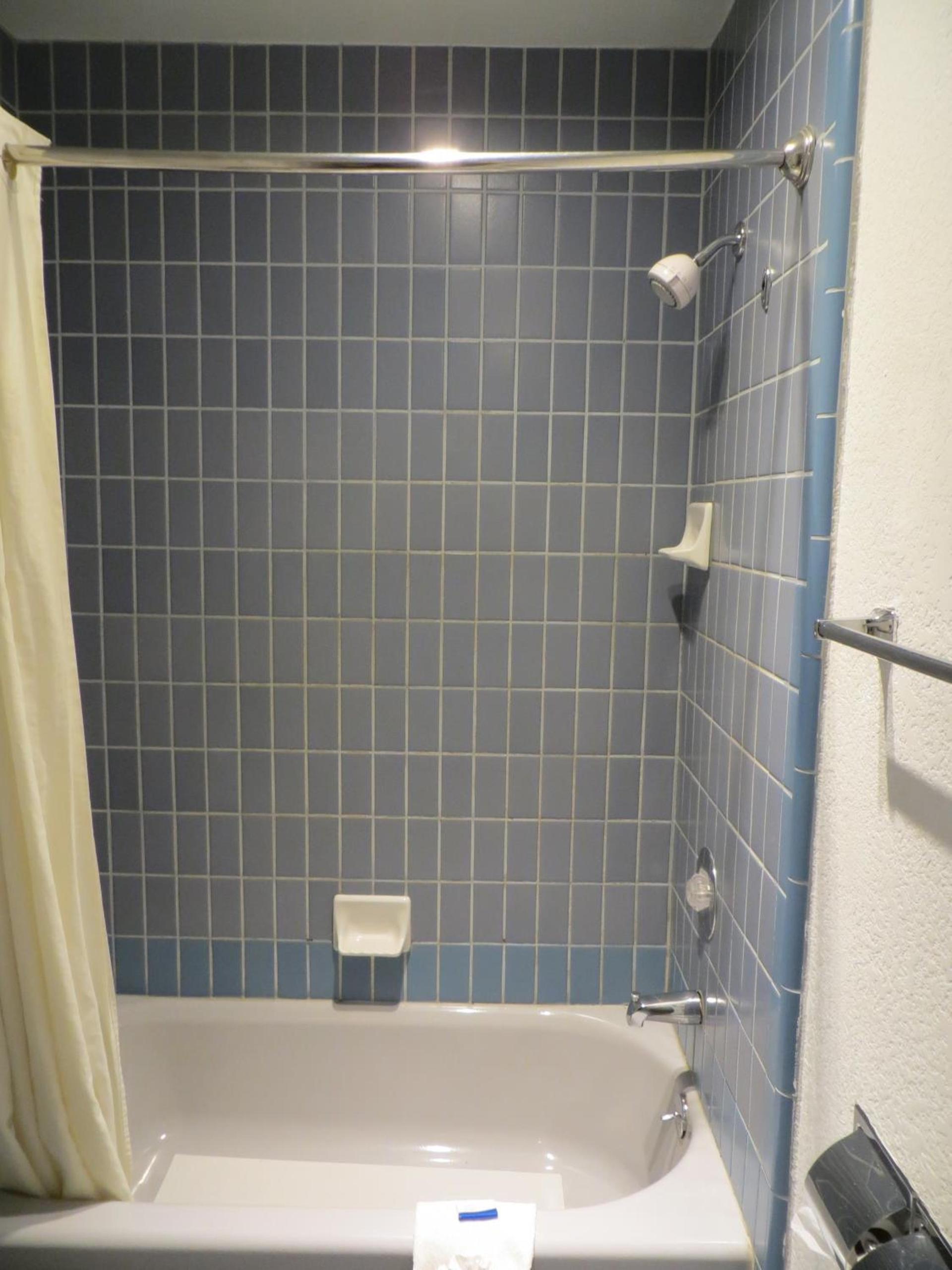 Executive Inn & Suites Sacramento photo 24