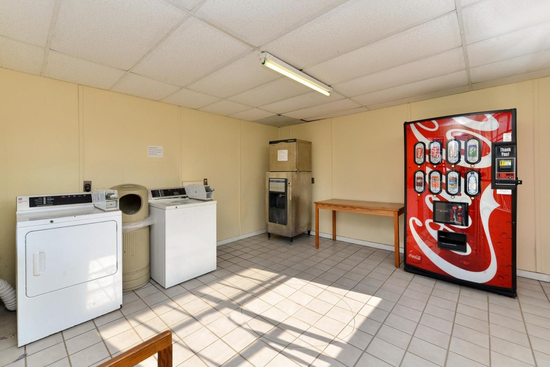 Americas Best Value Inn Arkadelphia photo 23