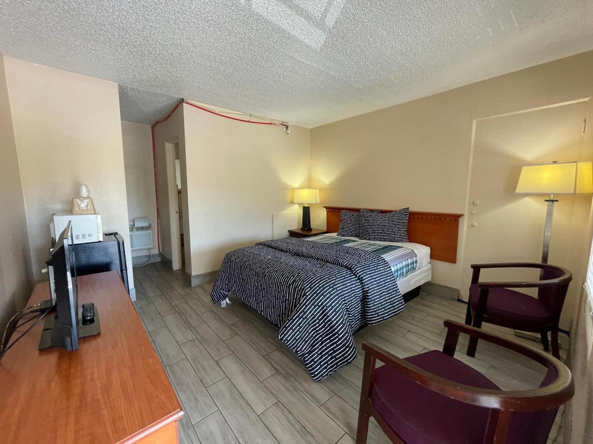 Castillo Inn photo 7