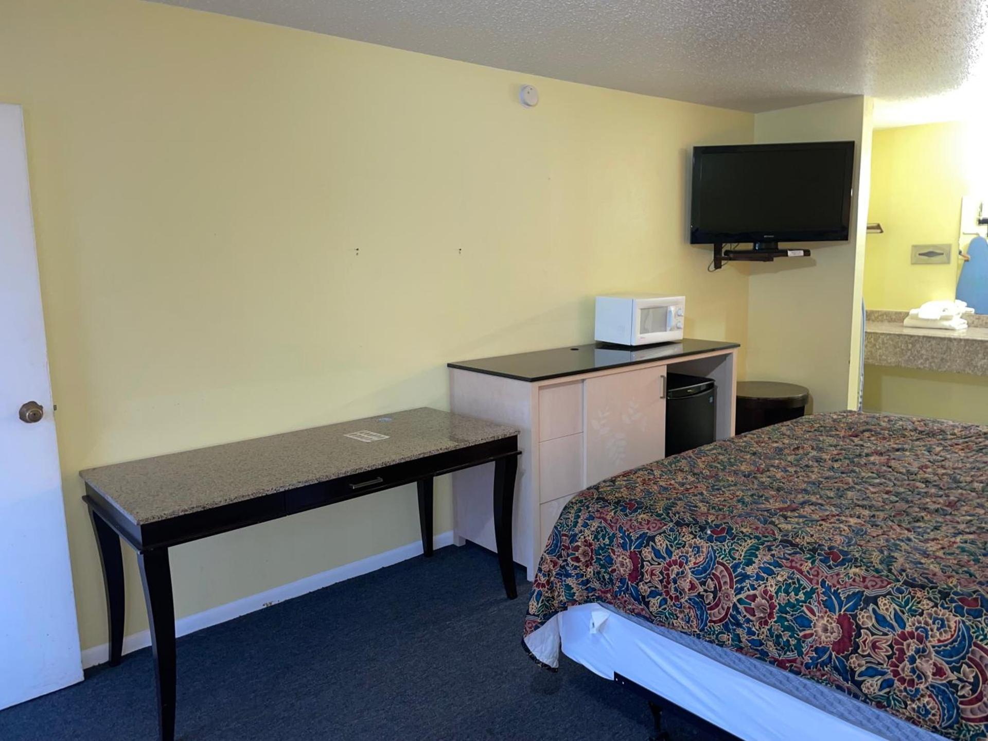 Executive Inn photo 3