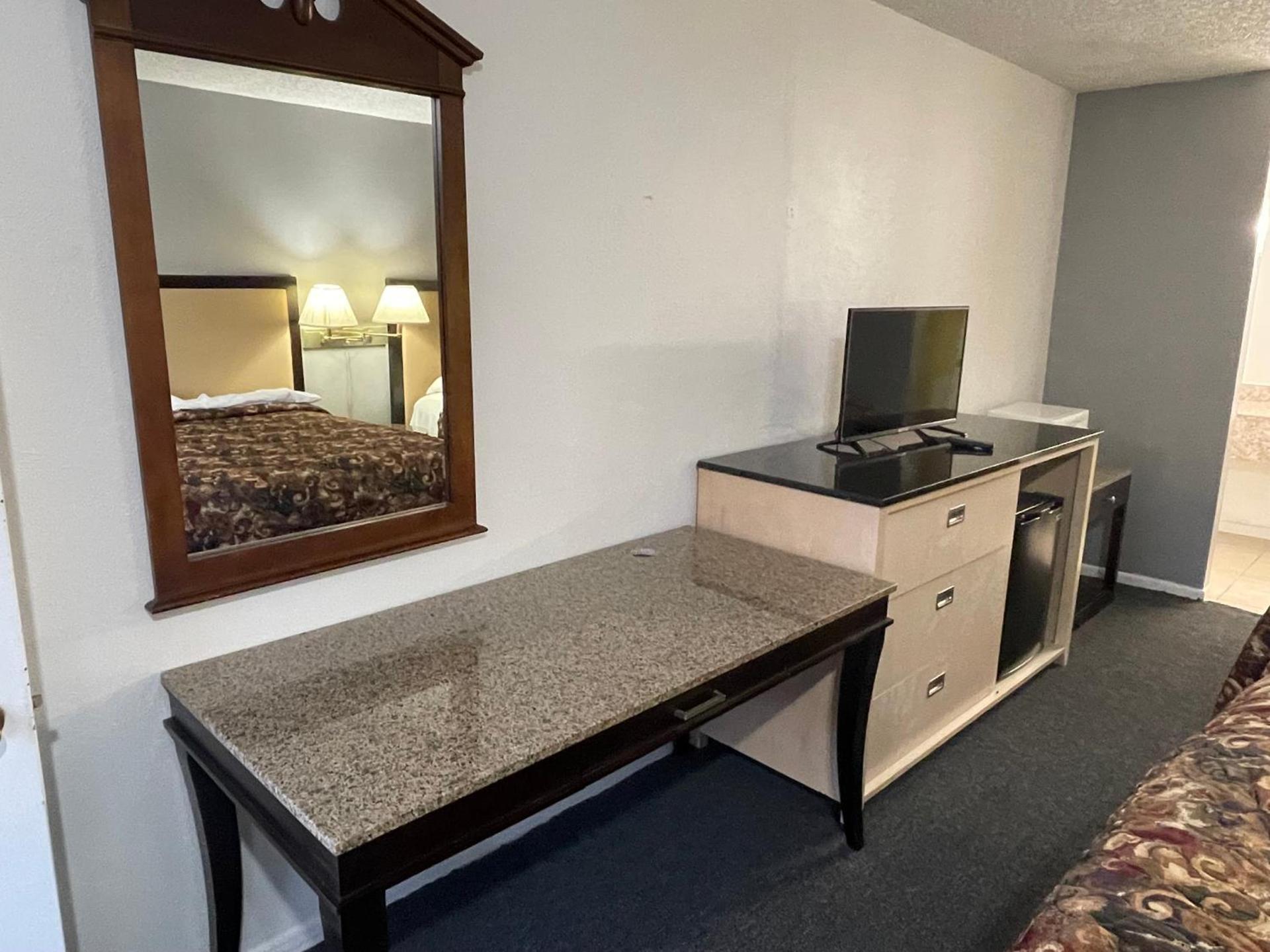 Executive Inn photo 7