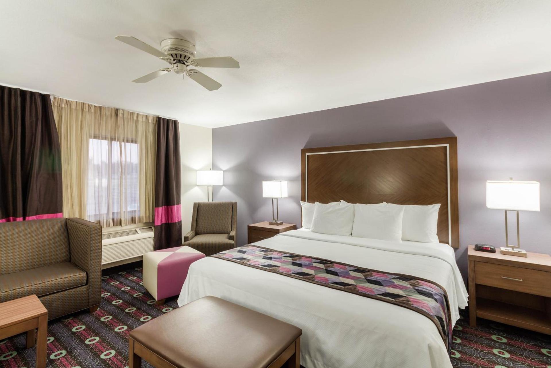 Comfort Inn Tulsa Midtown photo 58