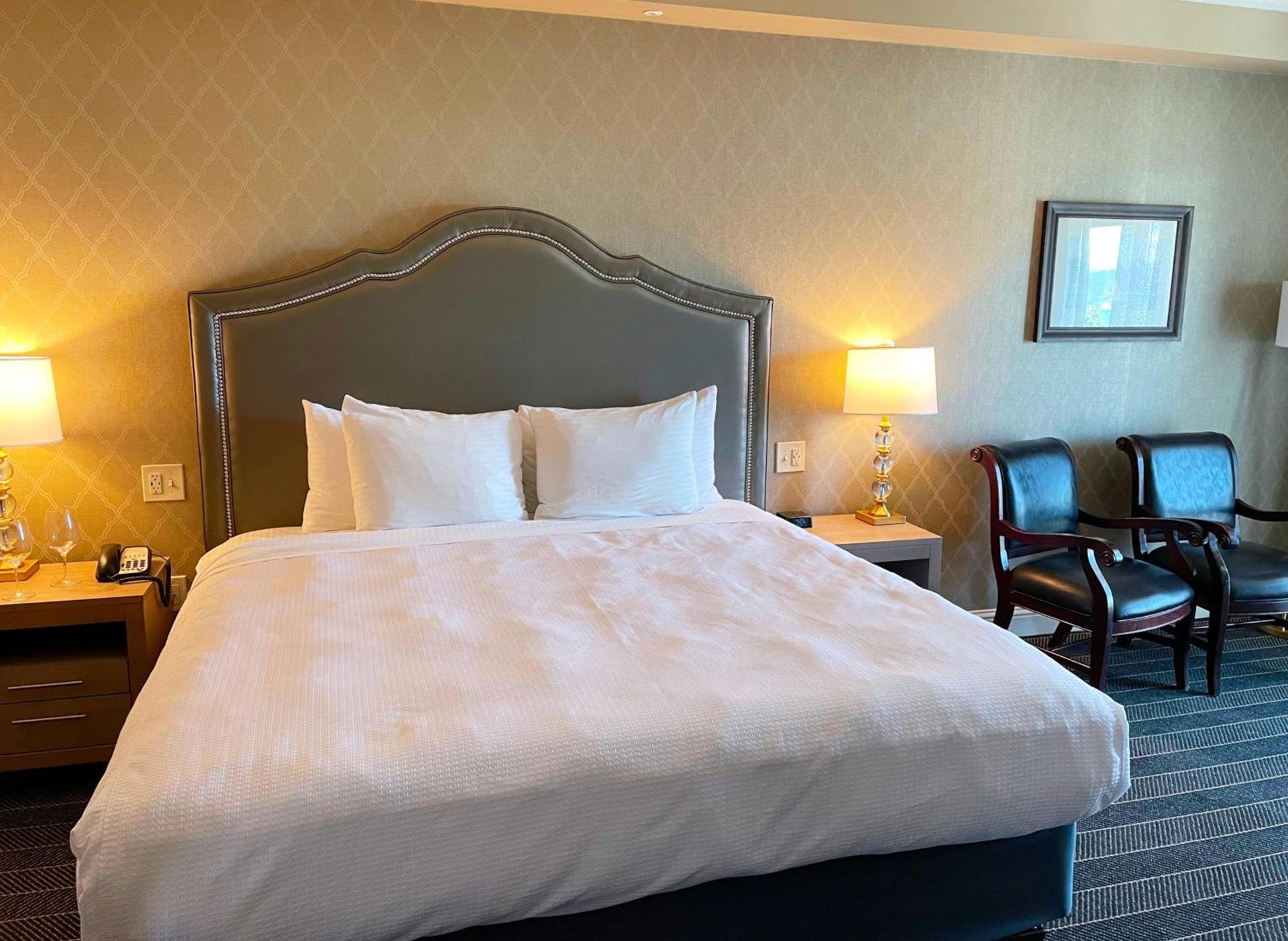 Majestic Inn and Spa photo 9