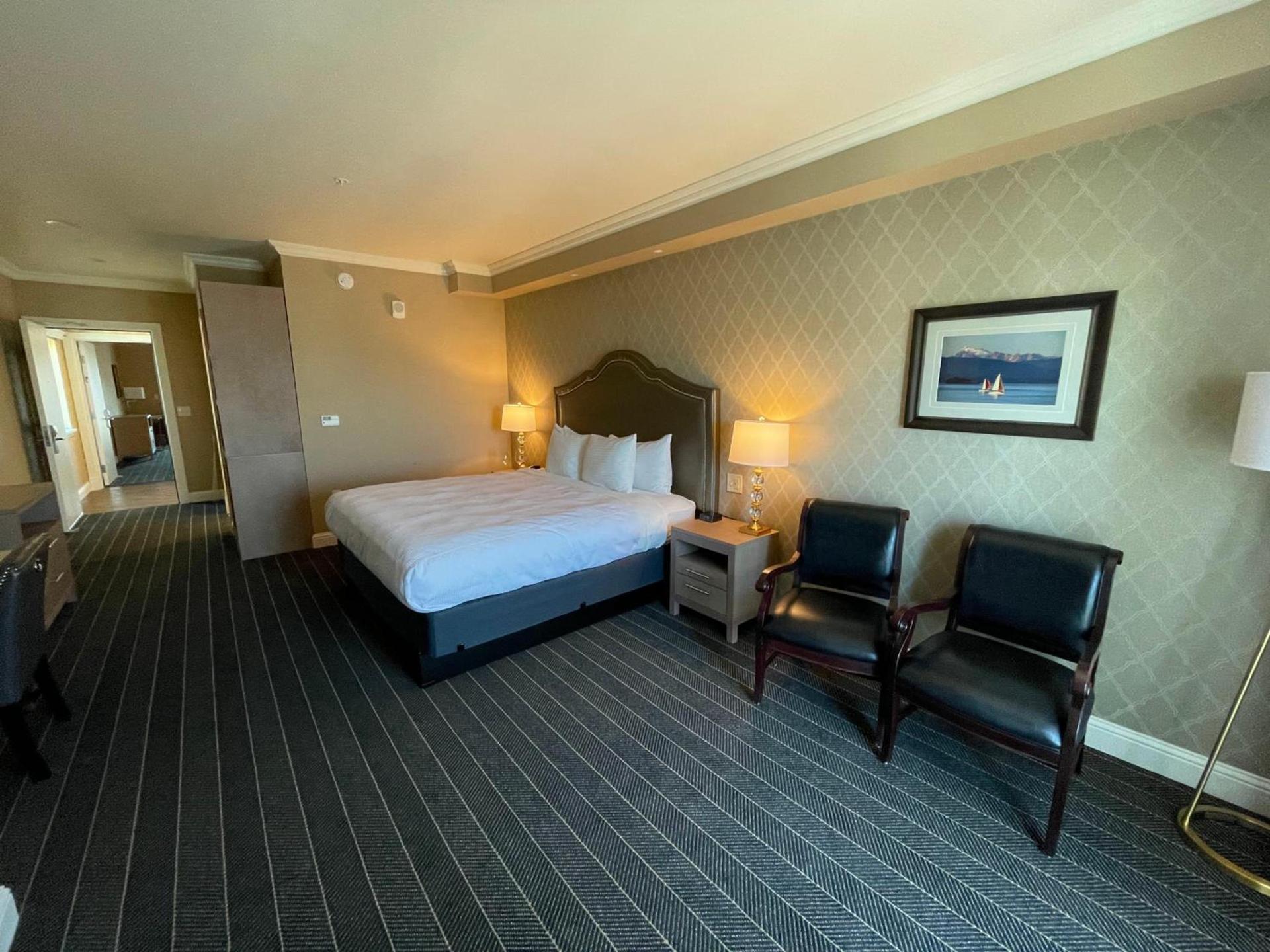 Majestic Inn and Spa photo 10