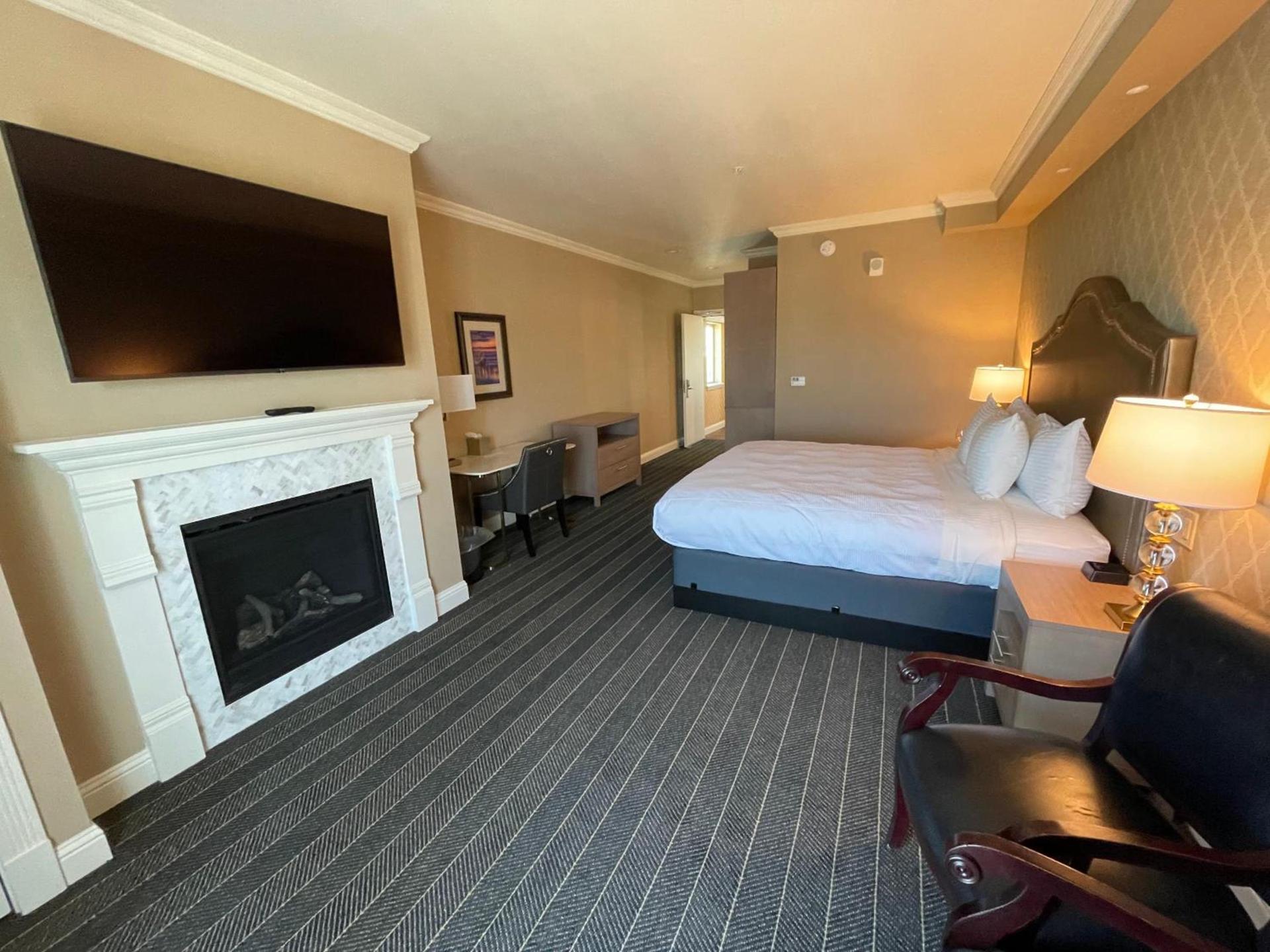 Majestic Inn and Spa photo 3