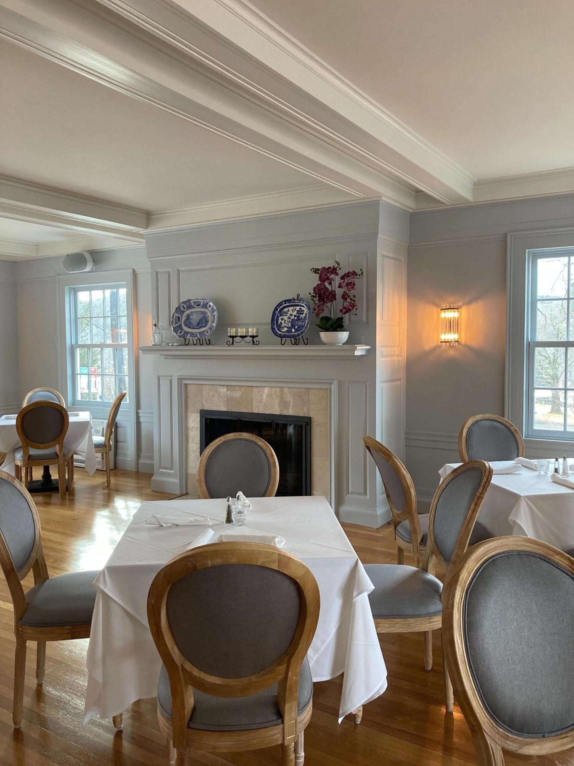 The White House Inn photo 49