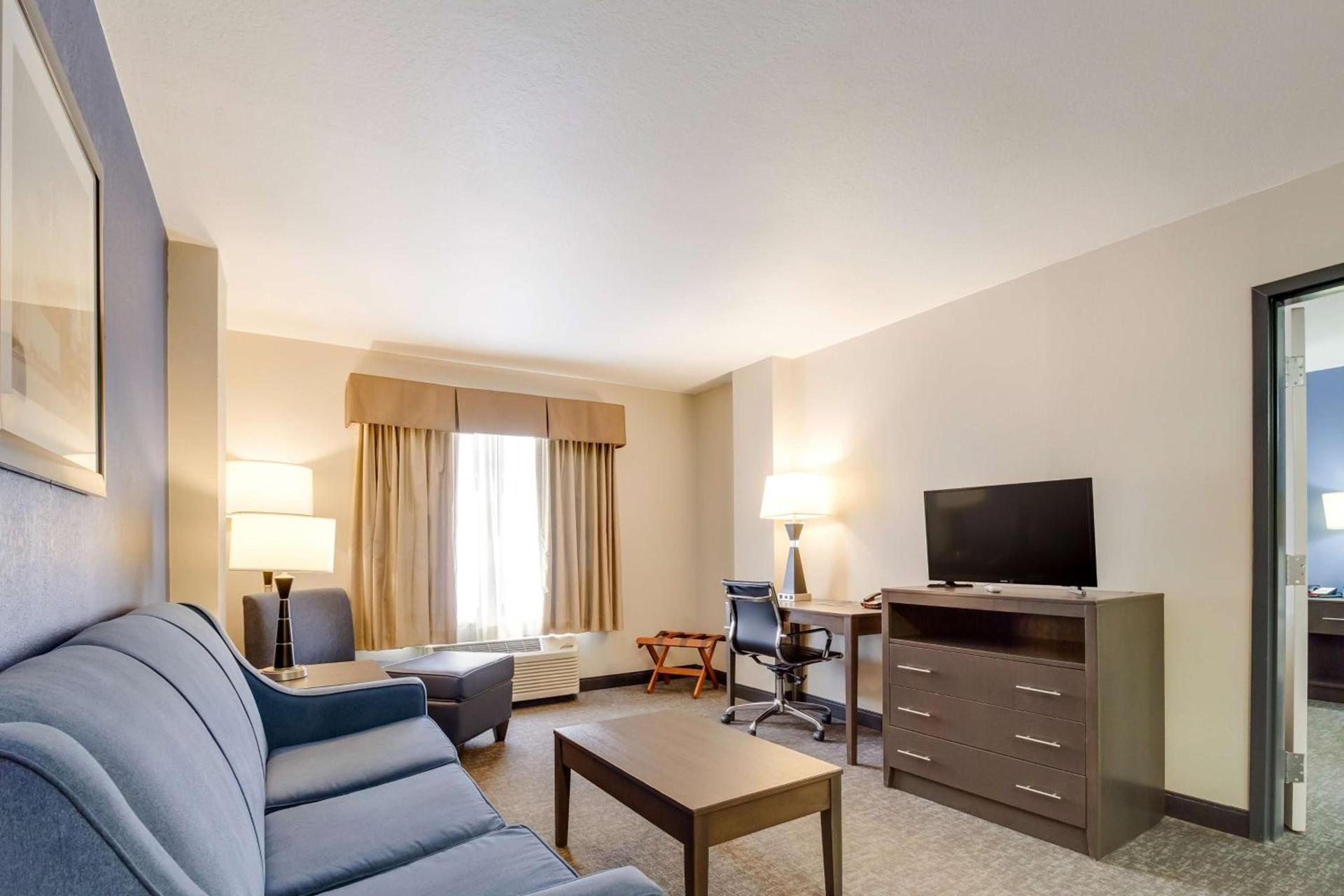 SureStay Plus Hotel by Best Western Houston Medical Center photo 29