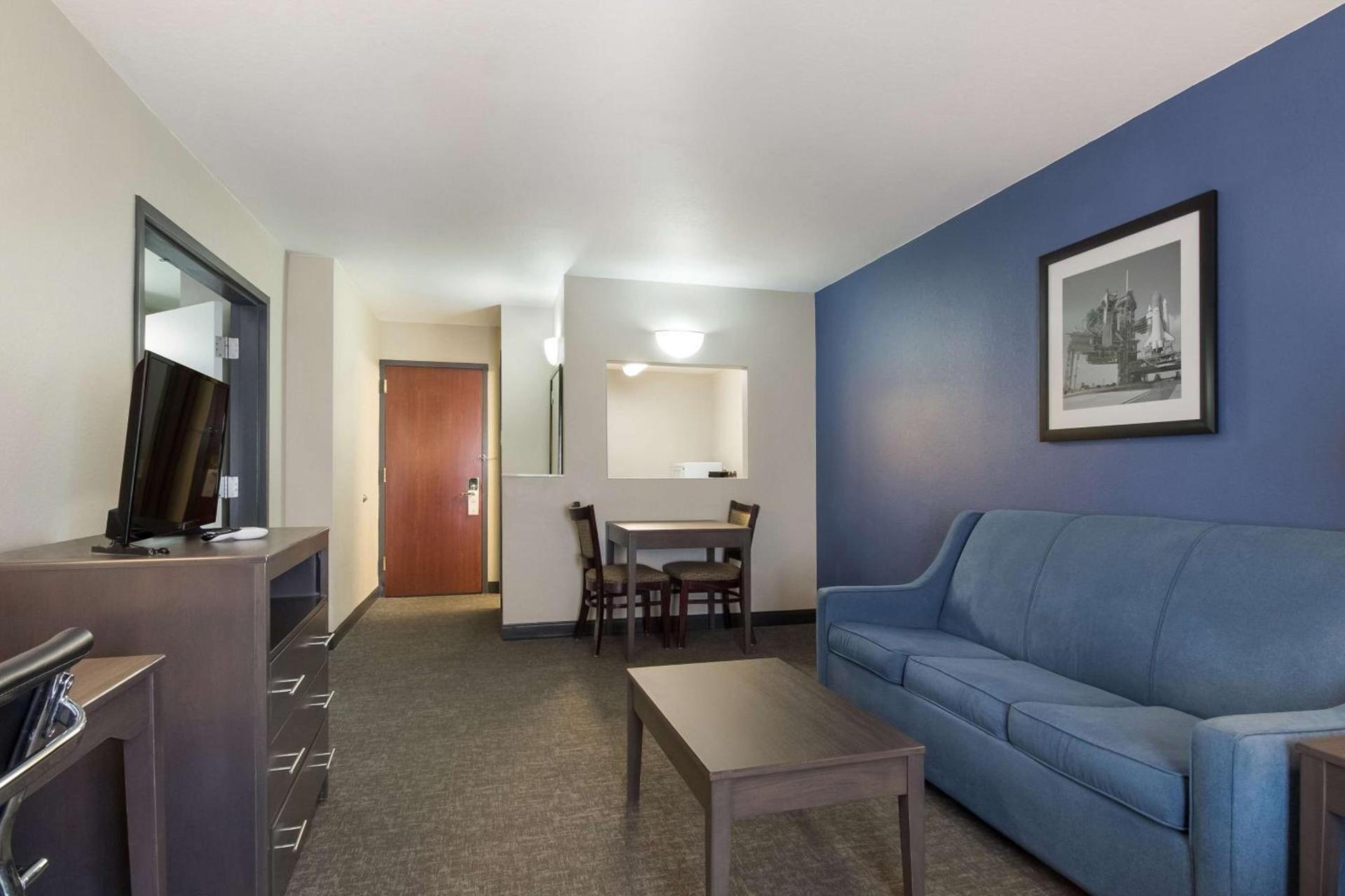 SureStay Plus Hotel by Best Western Houston Medical Center photo 30