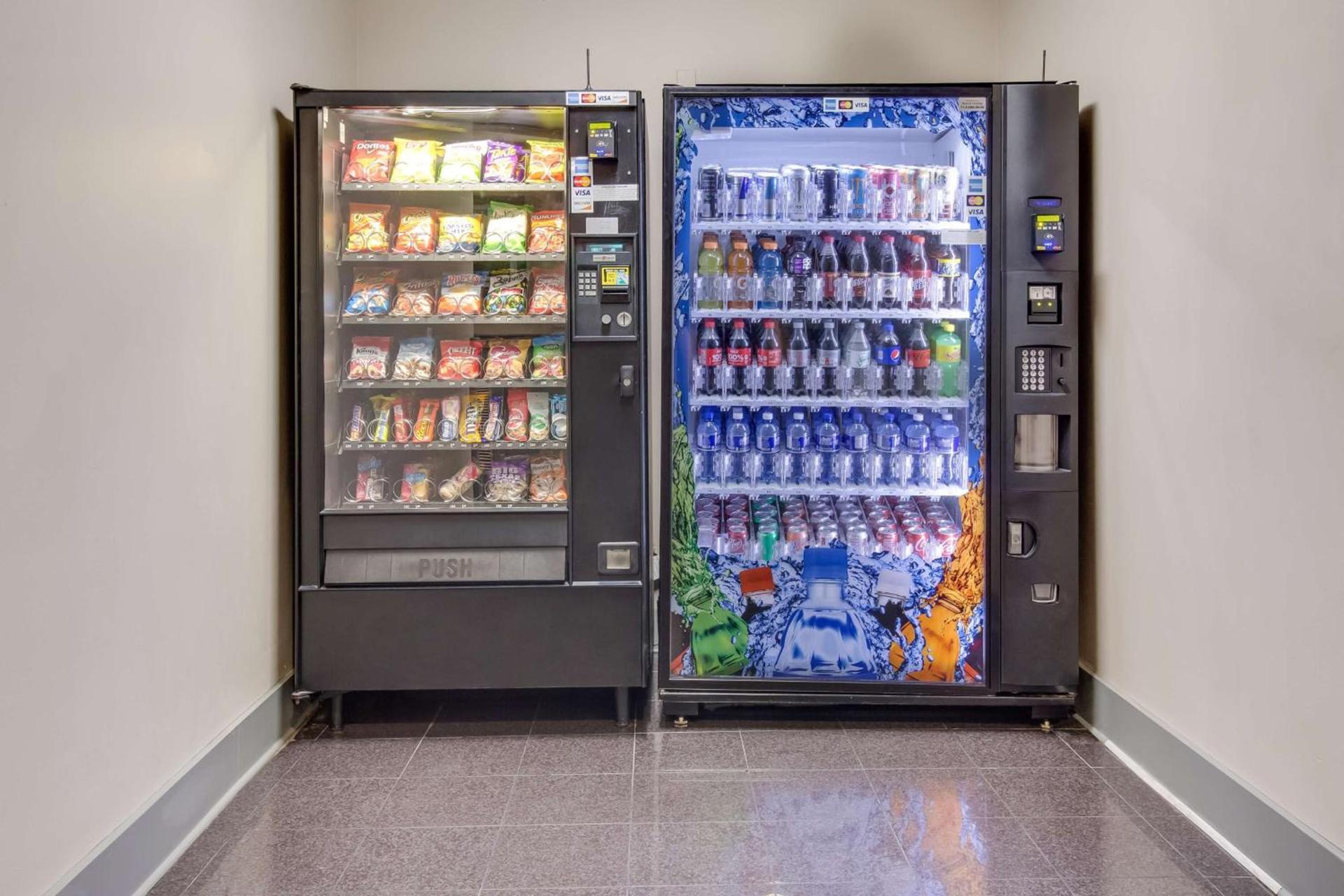 SureStay Plus Hotel by Best Western Houston Medical Center photo 40