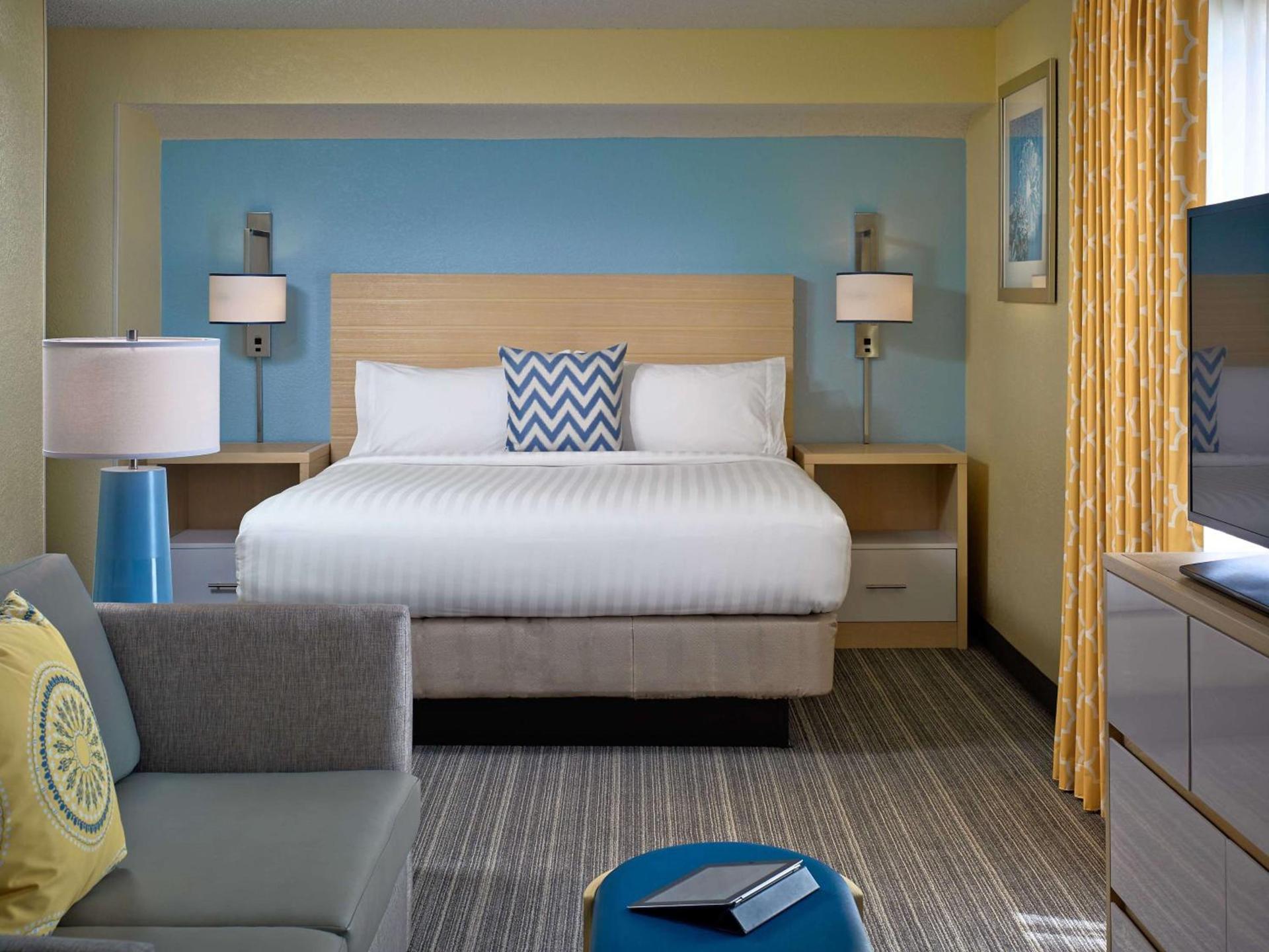 Sonesta Simply Suites Cleveland Westlake photo 23