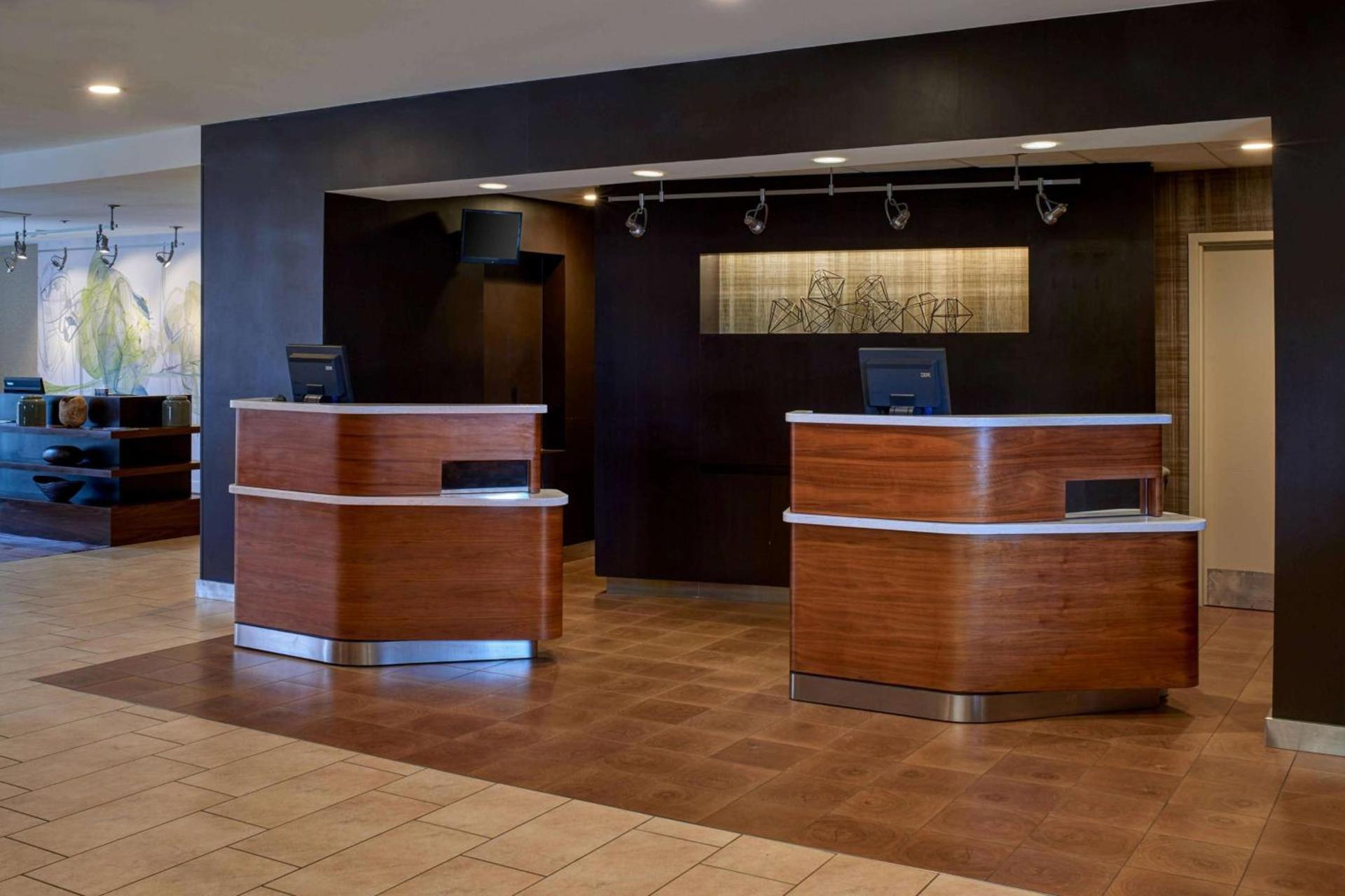 Sonesta Select Indianapolis Carmel photo 2