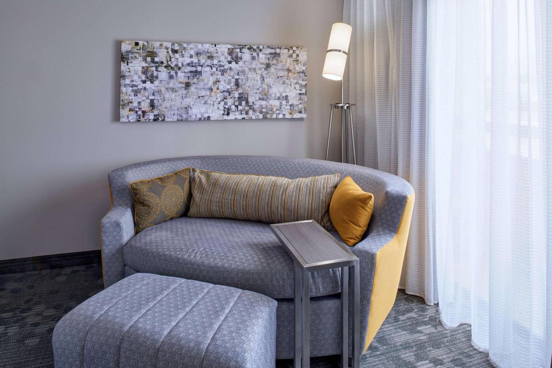 Sonesta Select Indianapolis Carmel photo 12