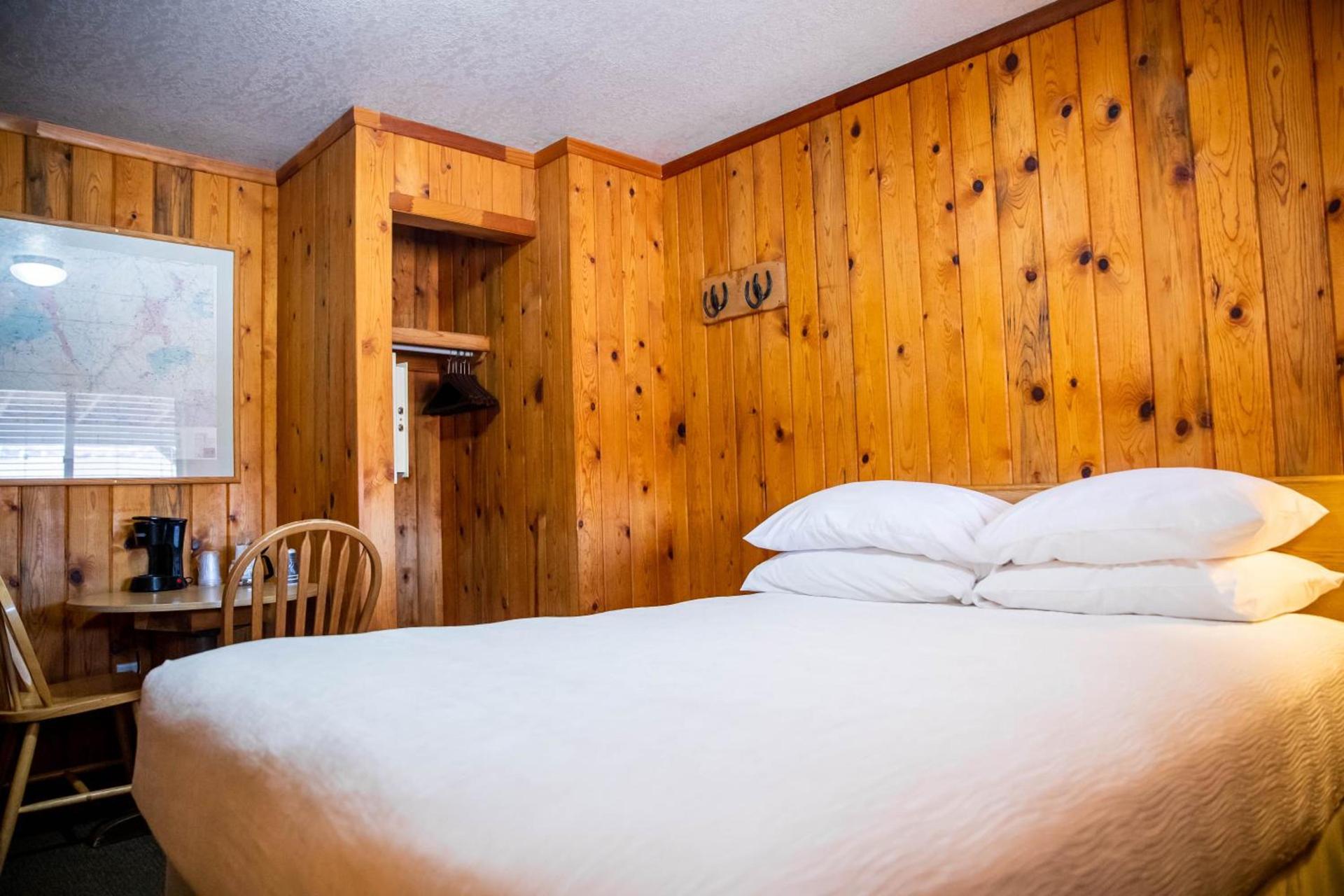 Red Stone Inn photo 10
