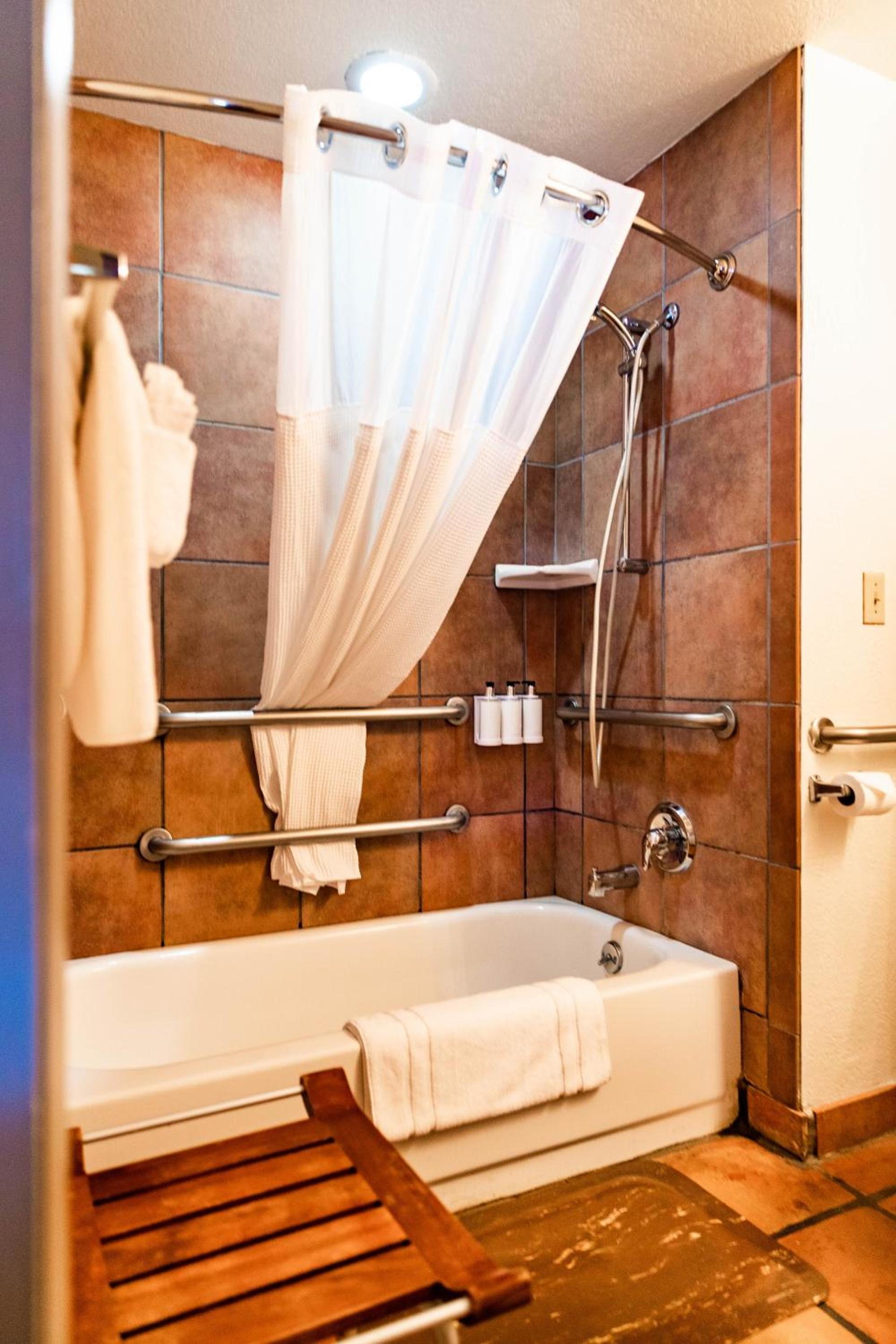 Red Stone Inn photo 12