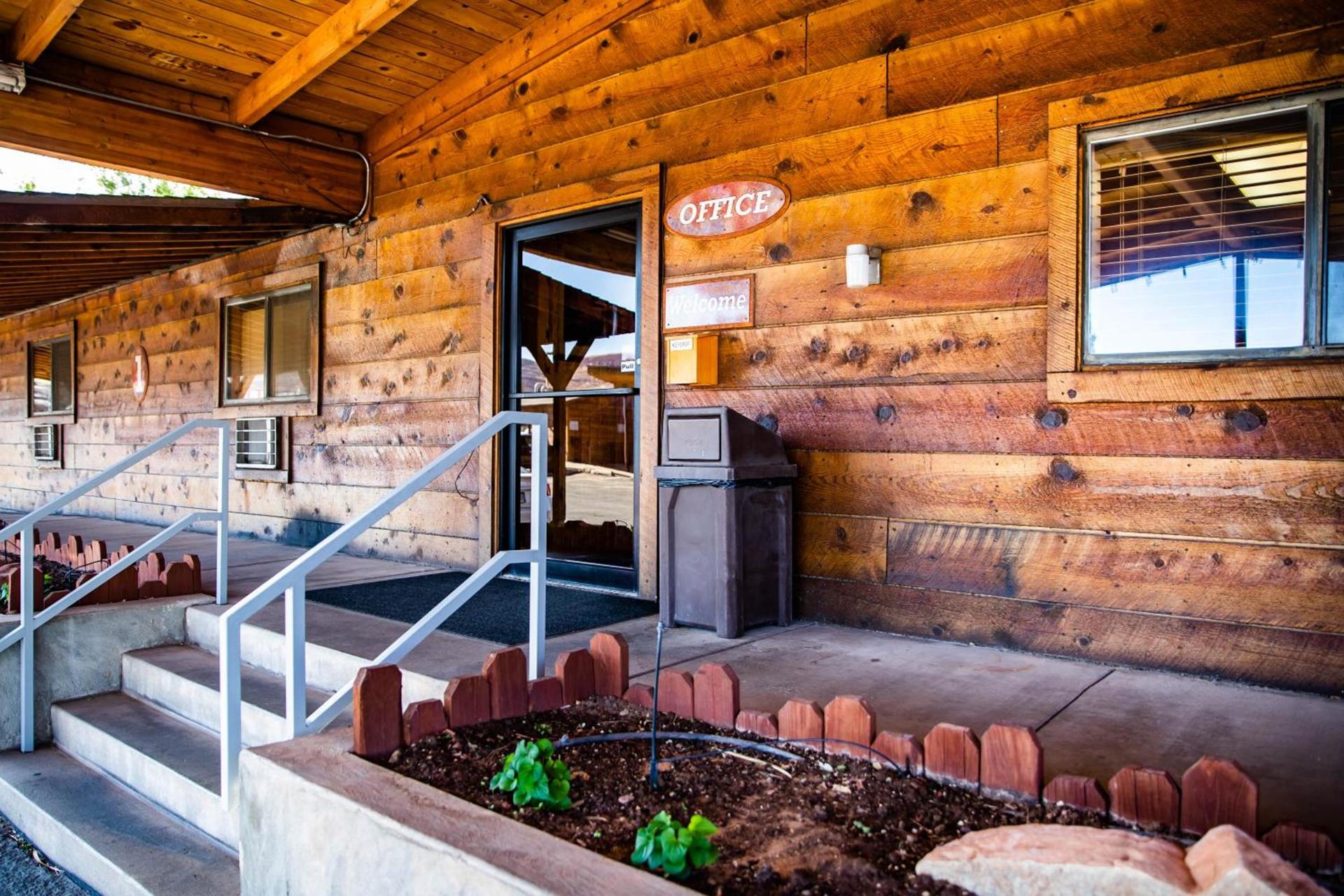 Red Stone Inn photo 14