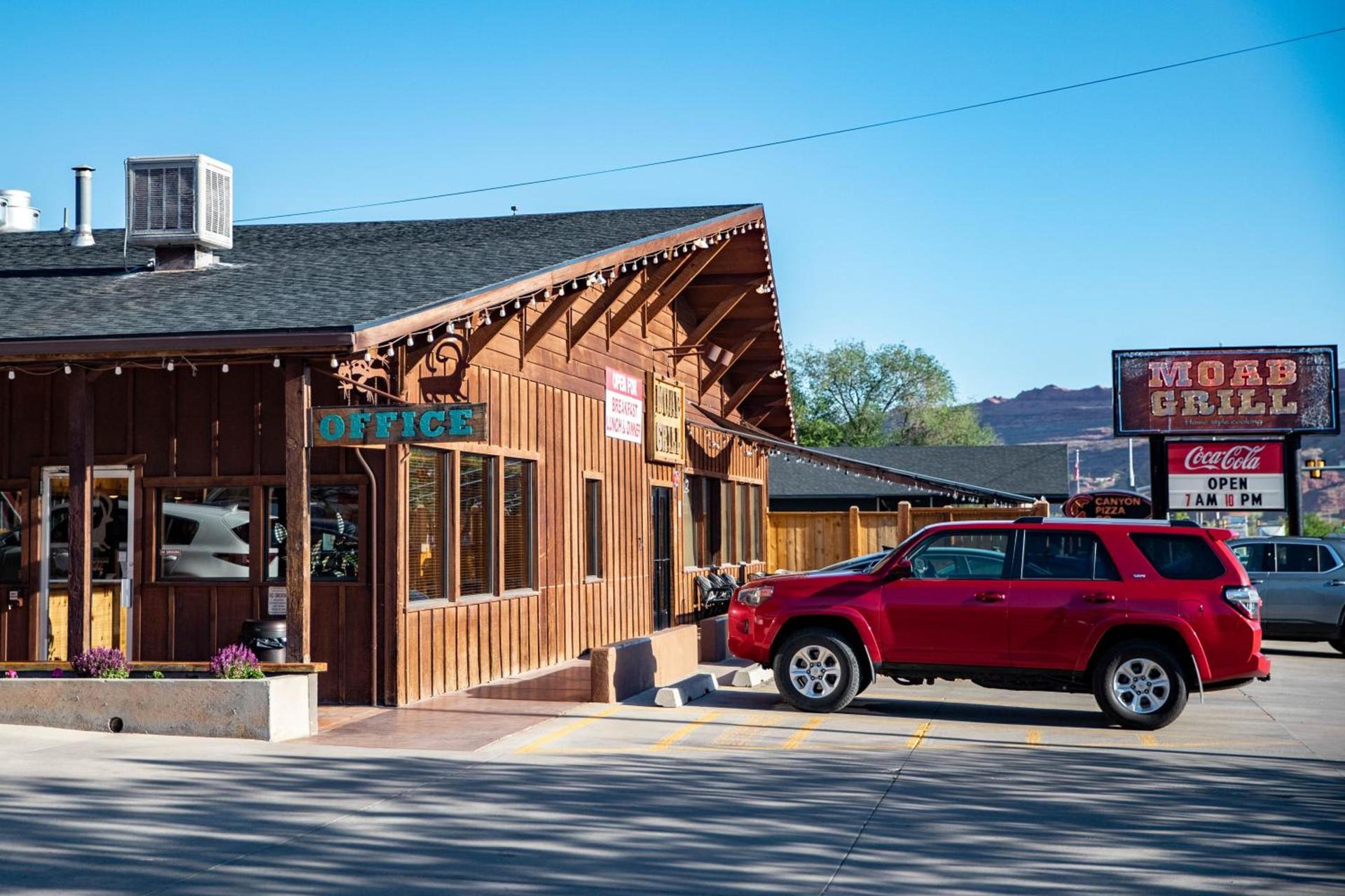 Big Horn Lodge photo 12