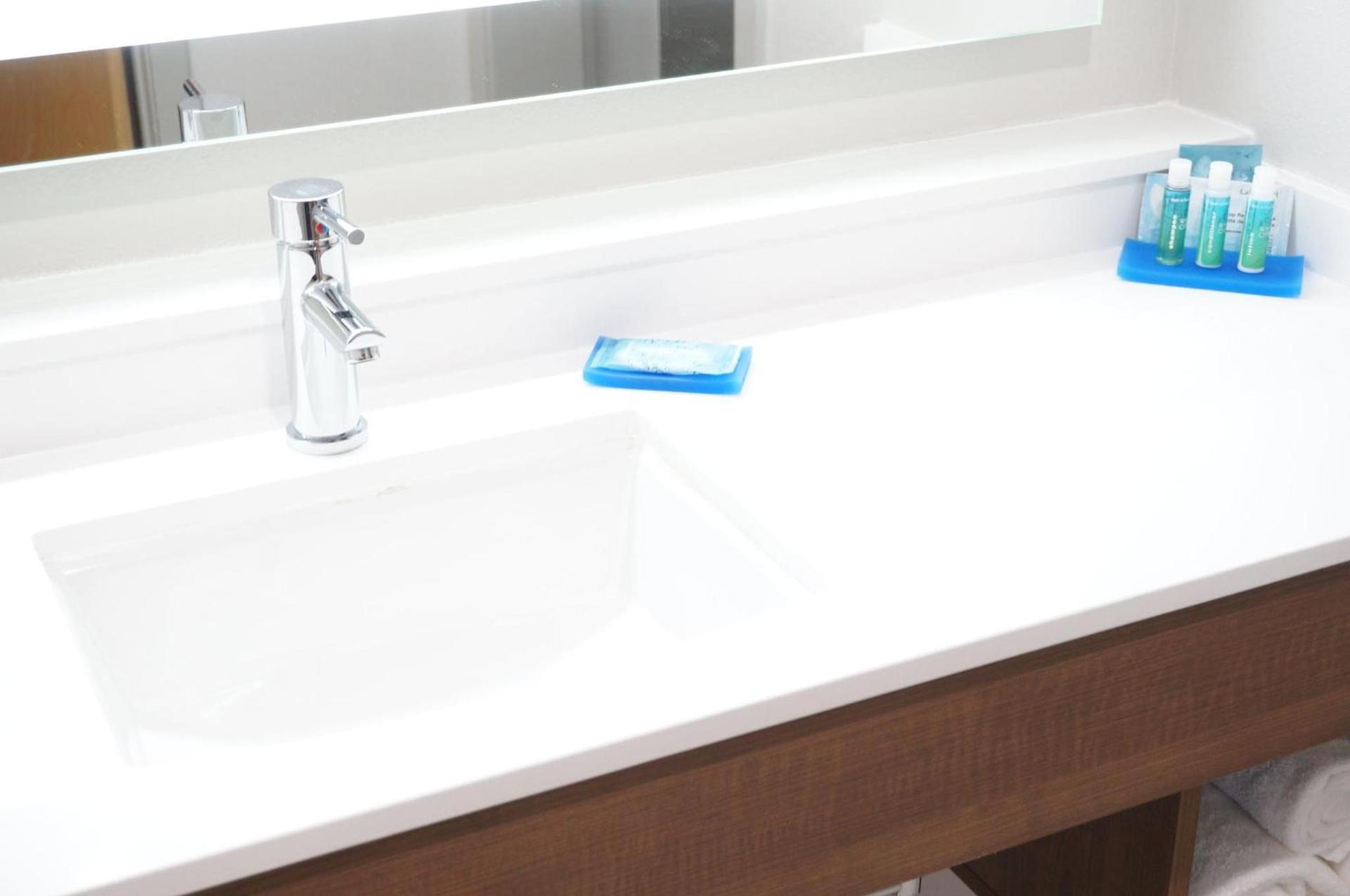 Holiday Inn Express Fremont - Milpitas Central by IHG photo 60