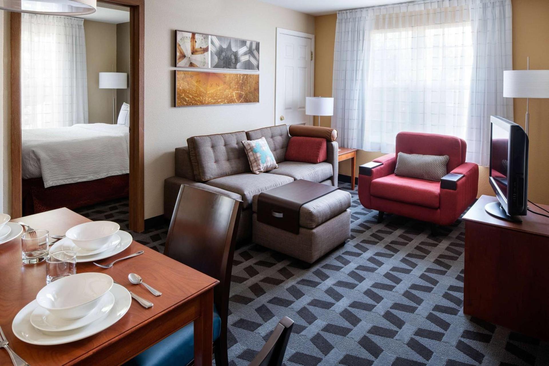 Sonesta Simply Suites Seattle Renton photo 12