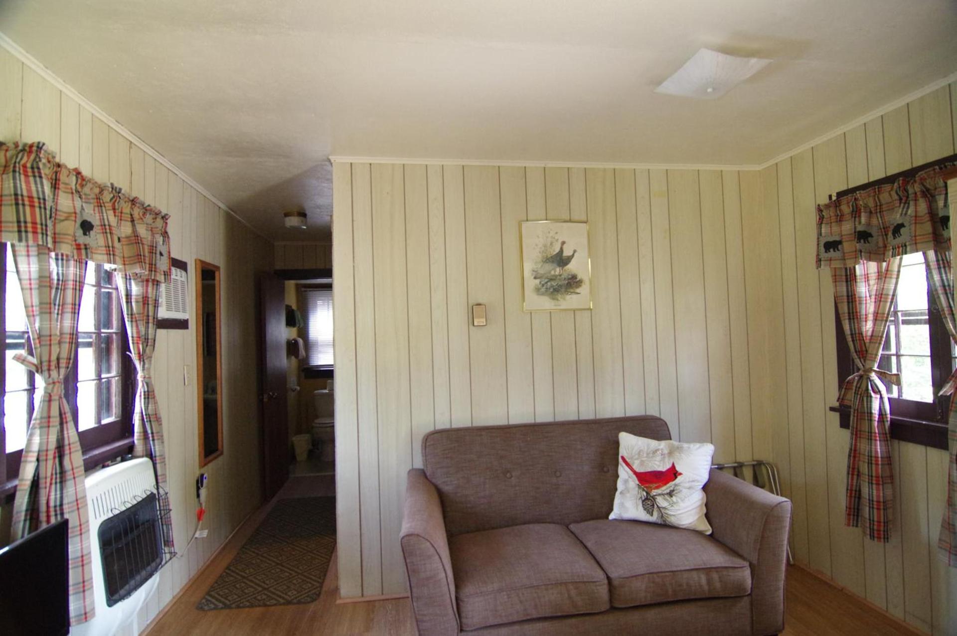 Moreno's Adirondack Cabins photo 74