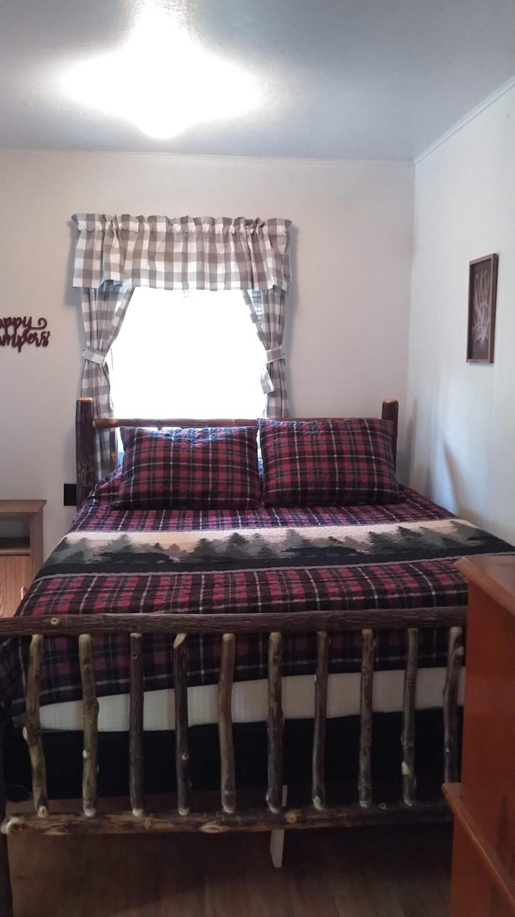 Moreno's Adirondack Cabins photo 95