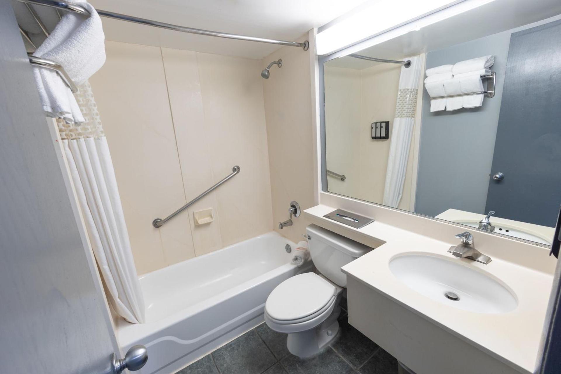 Seaview Hotel photo 15