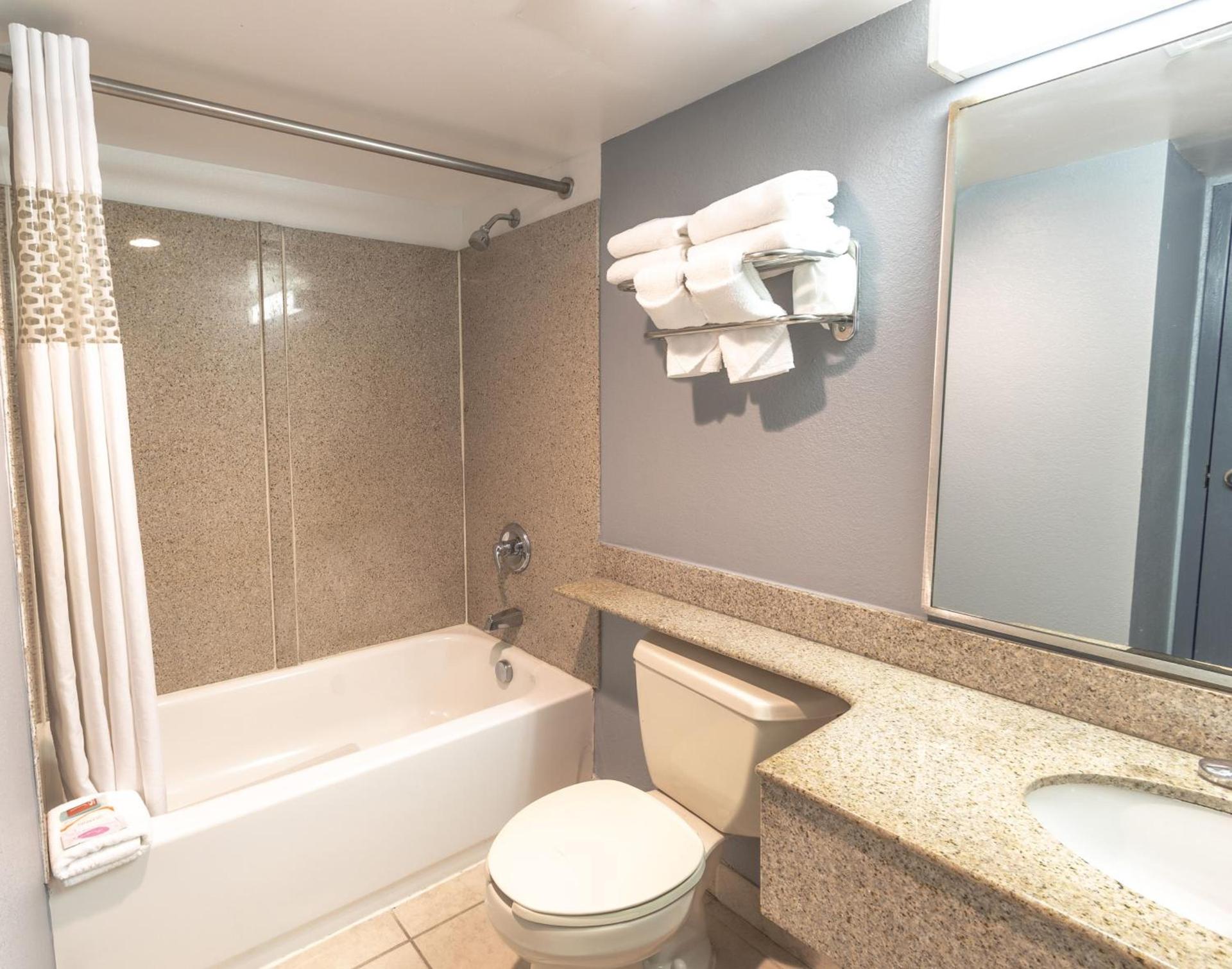 Seaview Hotel photo 17