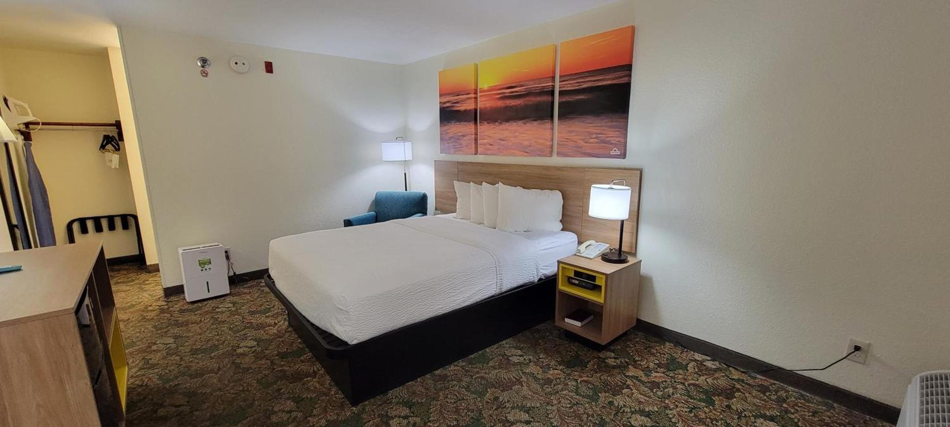 Hotel Carolina A Days Inn by Wyndham photo 45